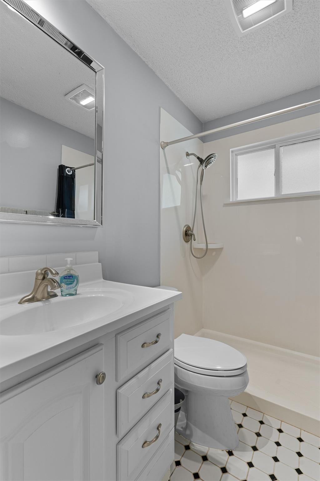 11305 Sweetwater Cv, Austin, TX 78750