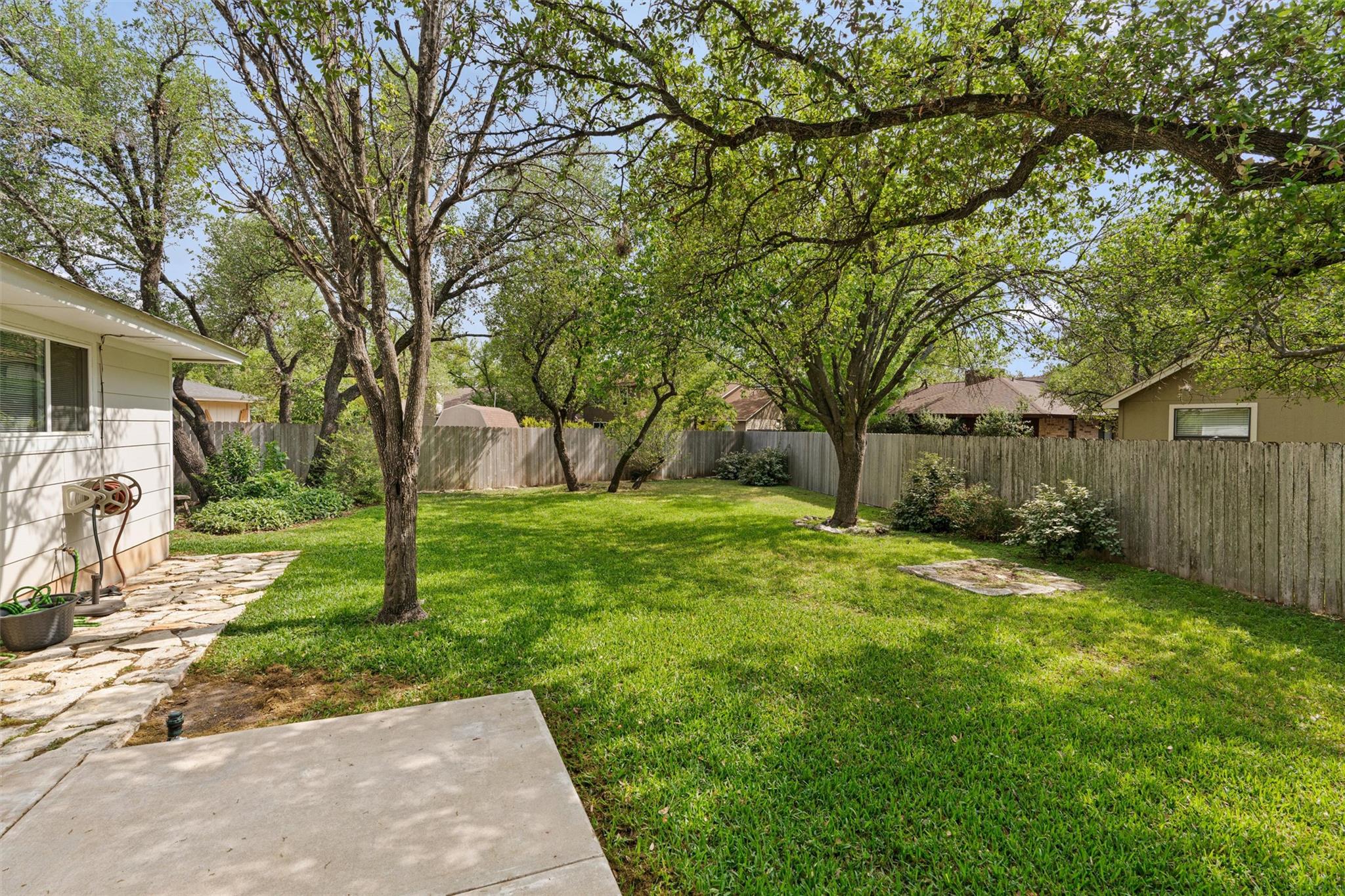 11305 Sweetwater Cv, Austin, TX 78750