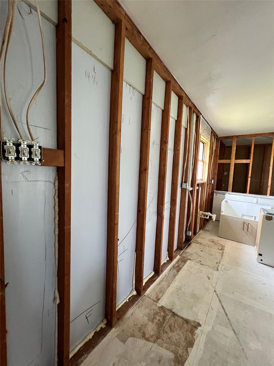 1286 County Road 446, Rockdale, TX 76567