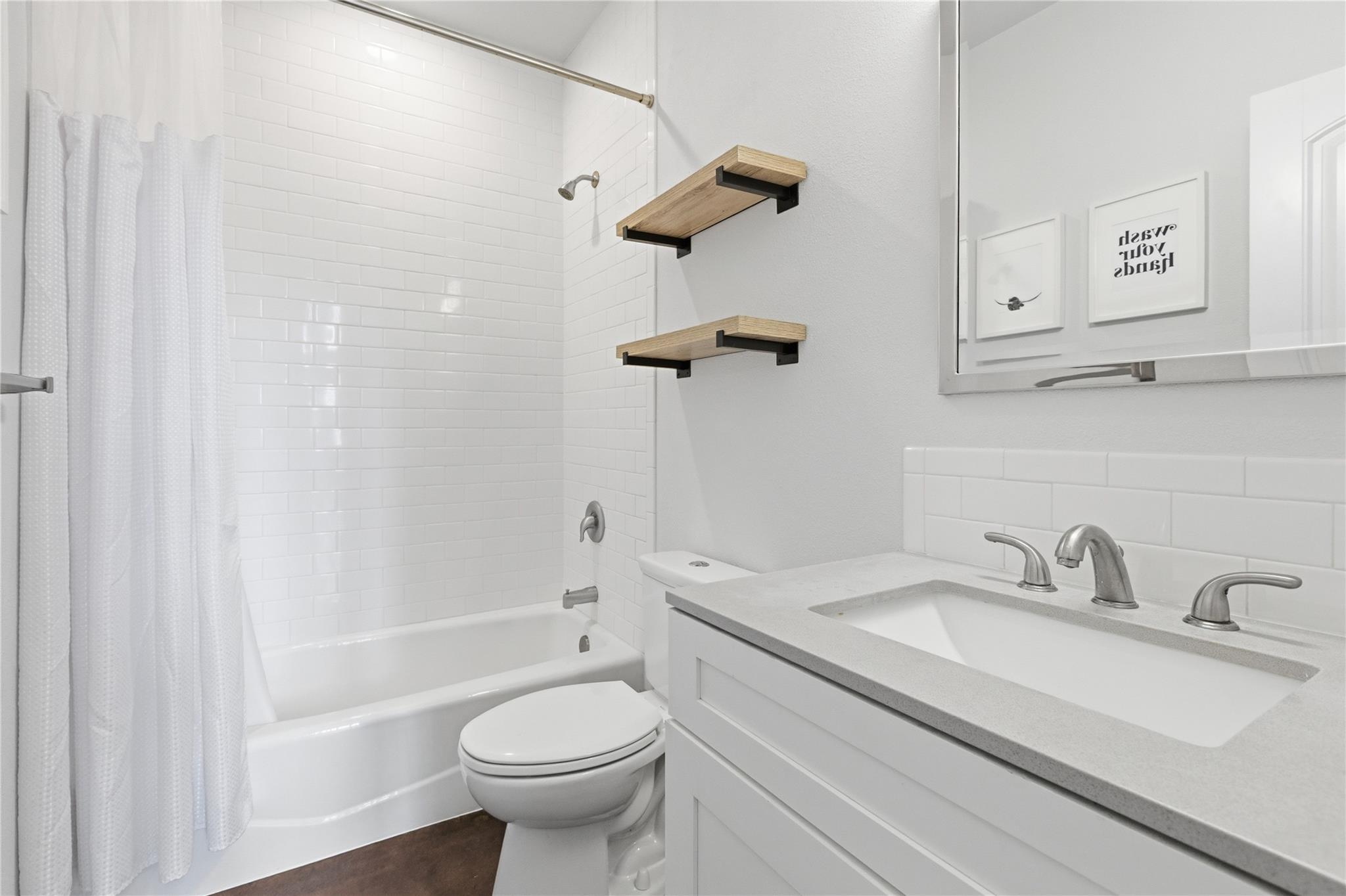 10412 Parkwood Dr, Dripping Springs, TX 78620