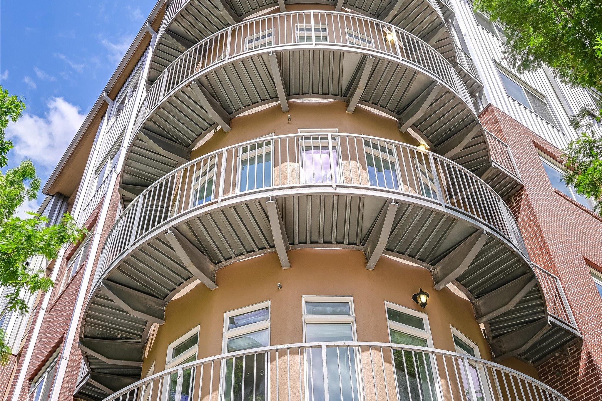 910 W 25th St # 206, Austin, TX 78705