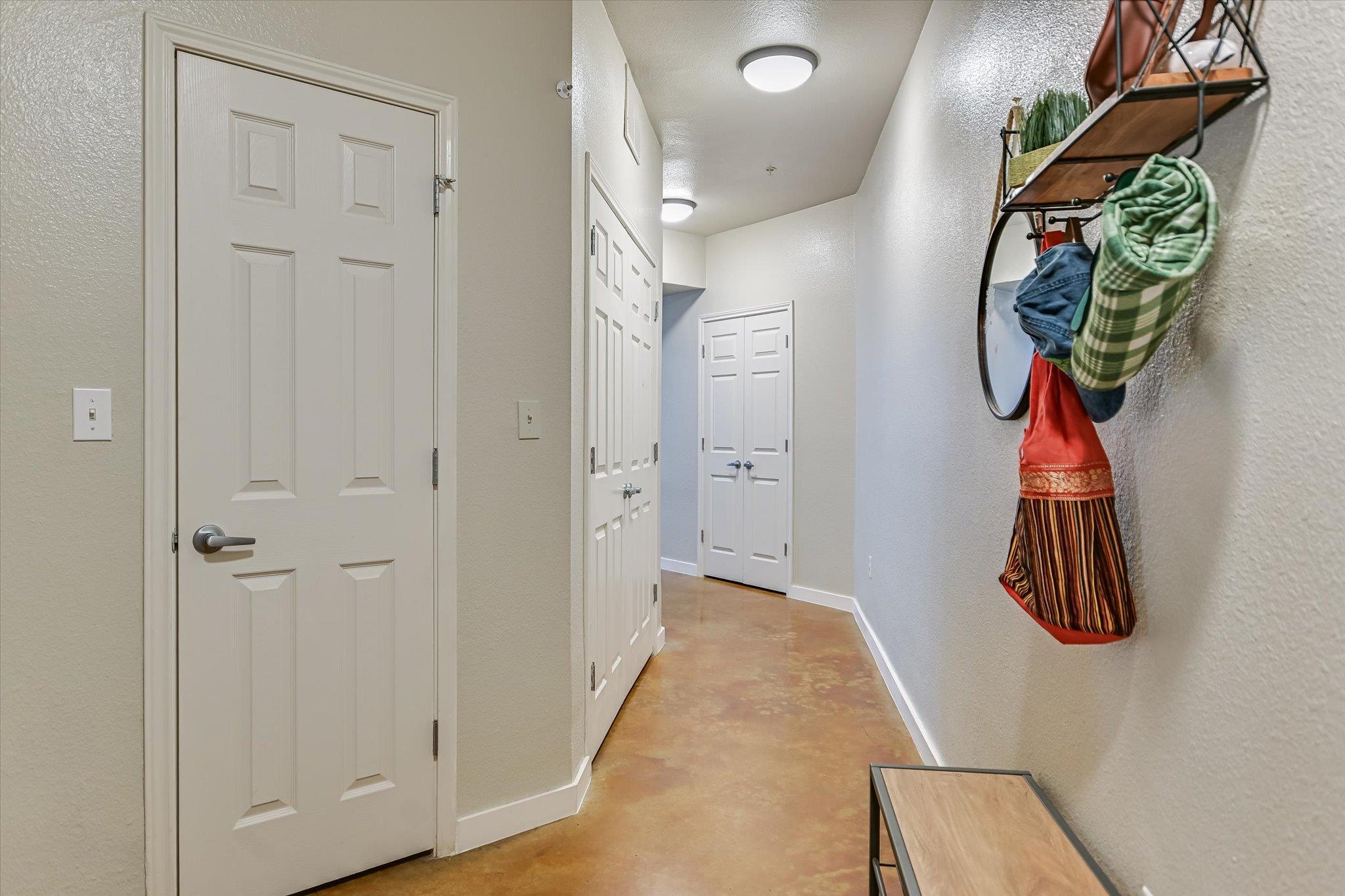 910 W 25th St # 206, Austin, TX 78705