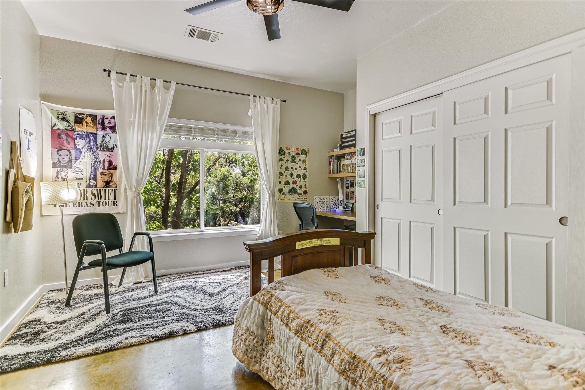 910 W 25th St # 206, Austin, TX 78705