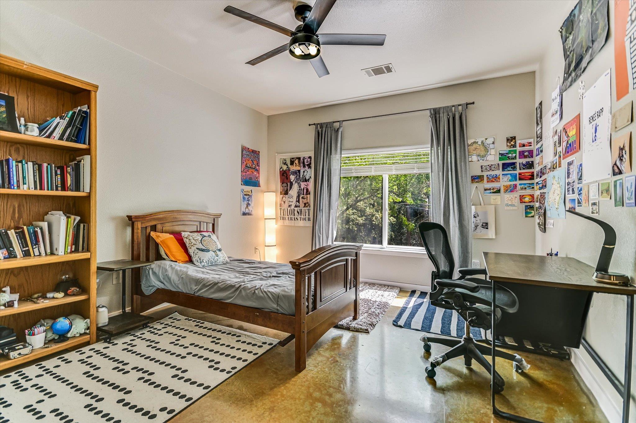 910 W 25th St # 206, Austin, TX 78705