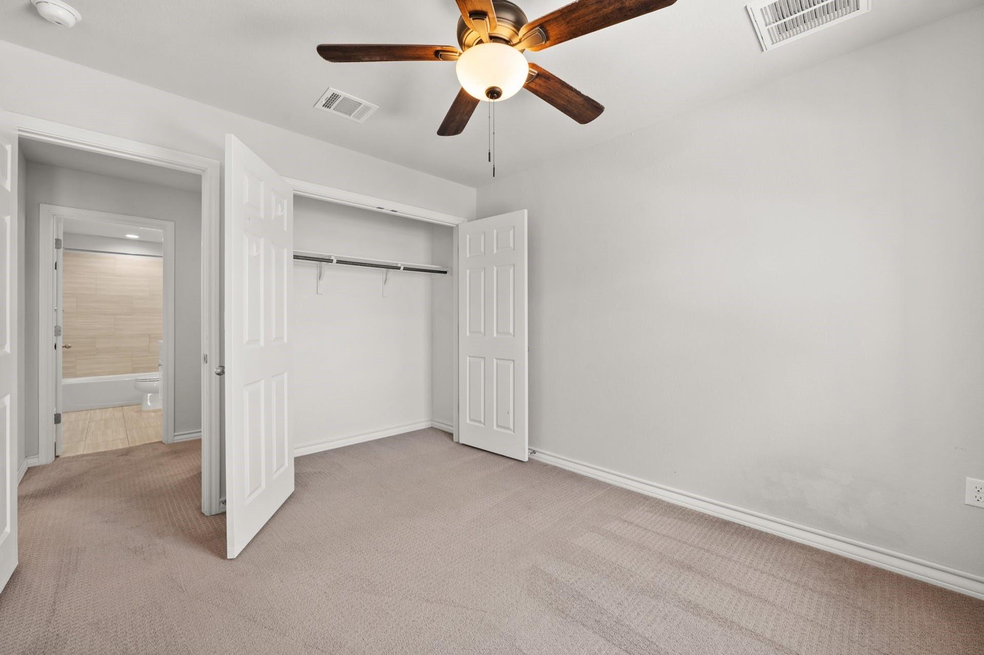 5107 Lemon Tree Path # 127, Austin, TX 78723