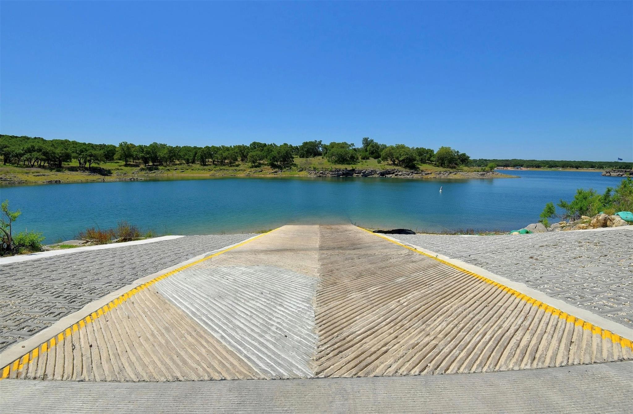 7425 Pace Ravine Dr, Lago Vista, TX 78645