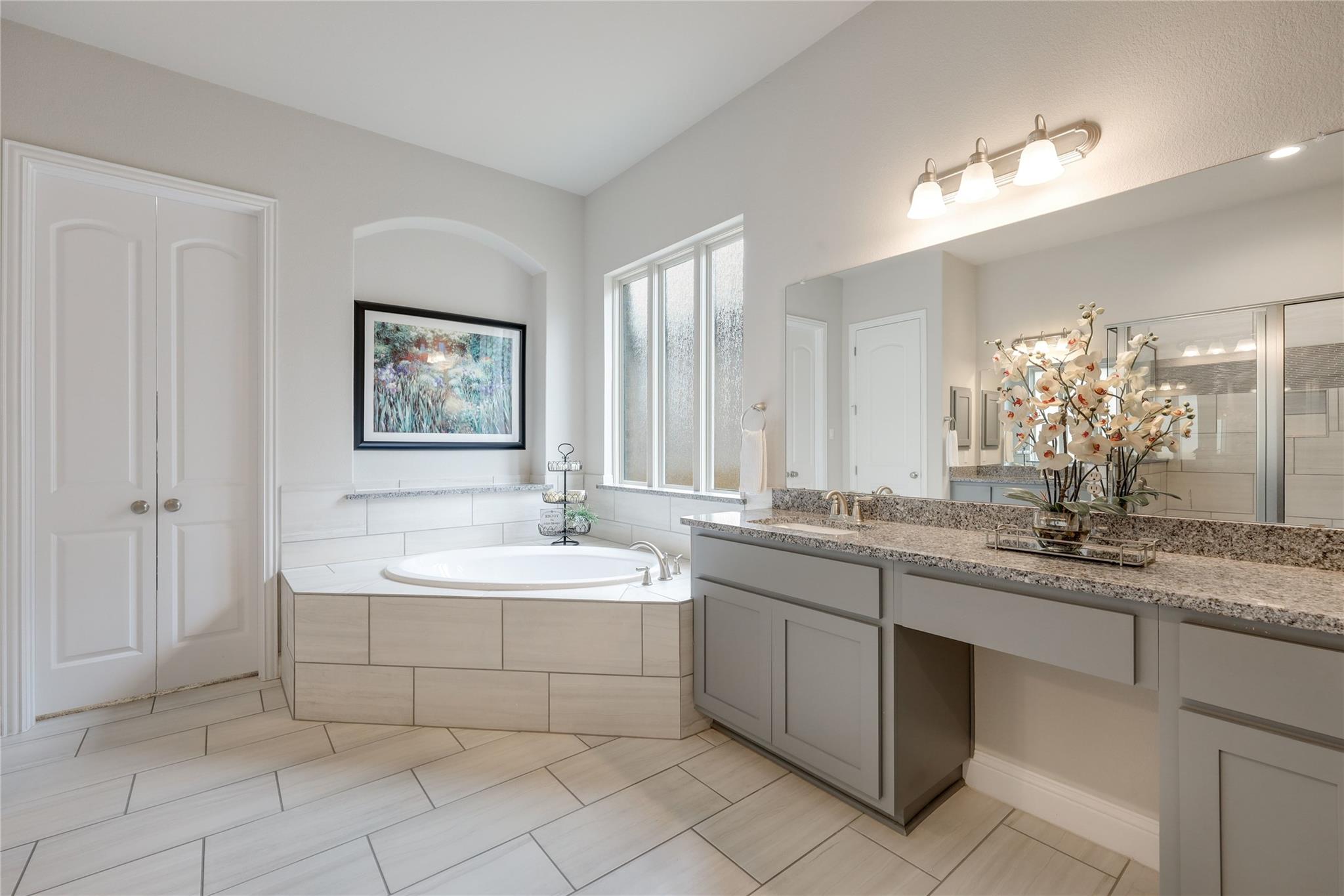 7425 Pace Ravine Dr, Lago Vista, TX 78645