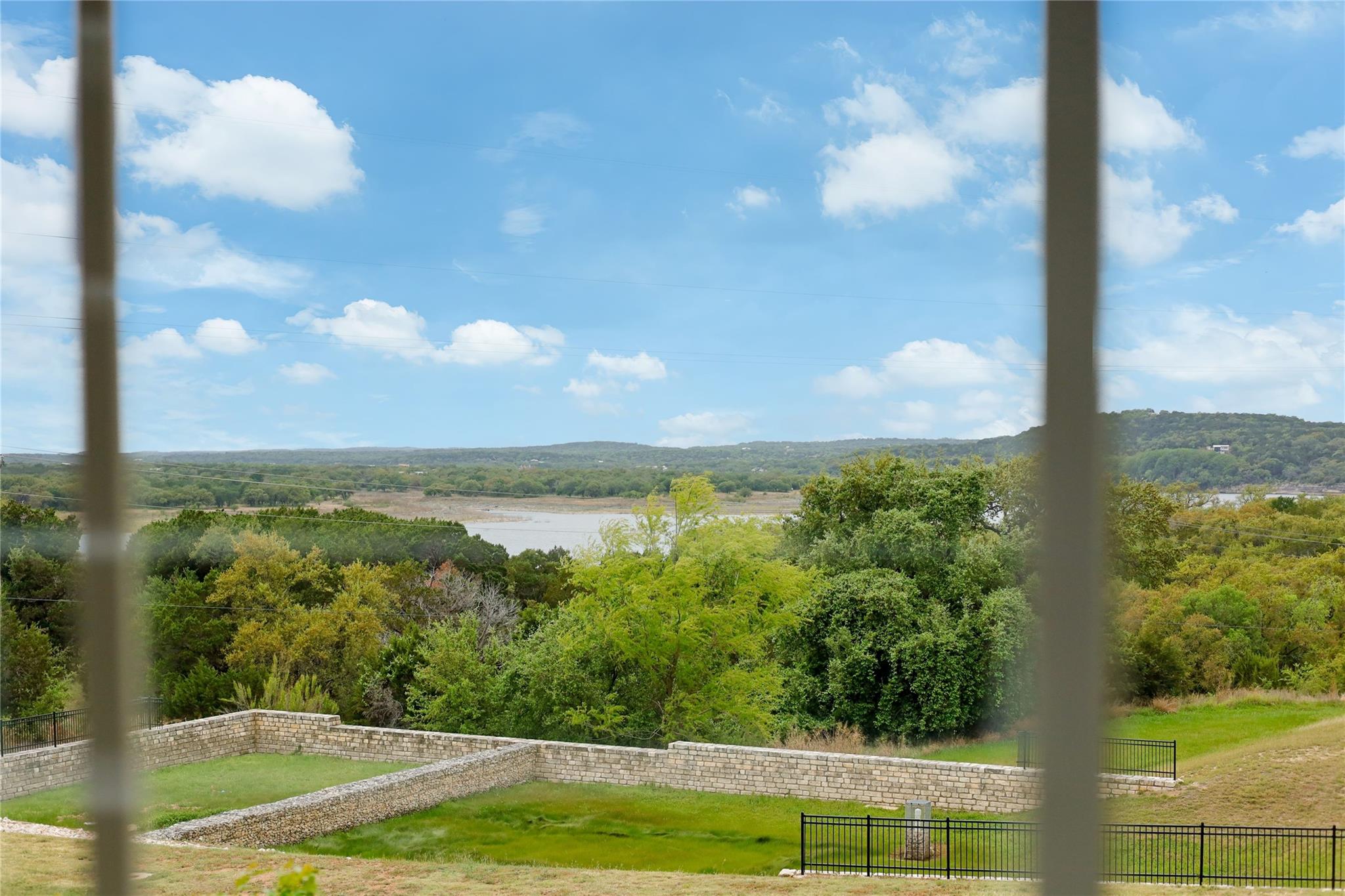 7425 Pace Ravine Dr, Lago Vista, TX 78645