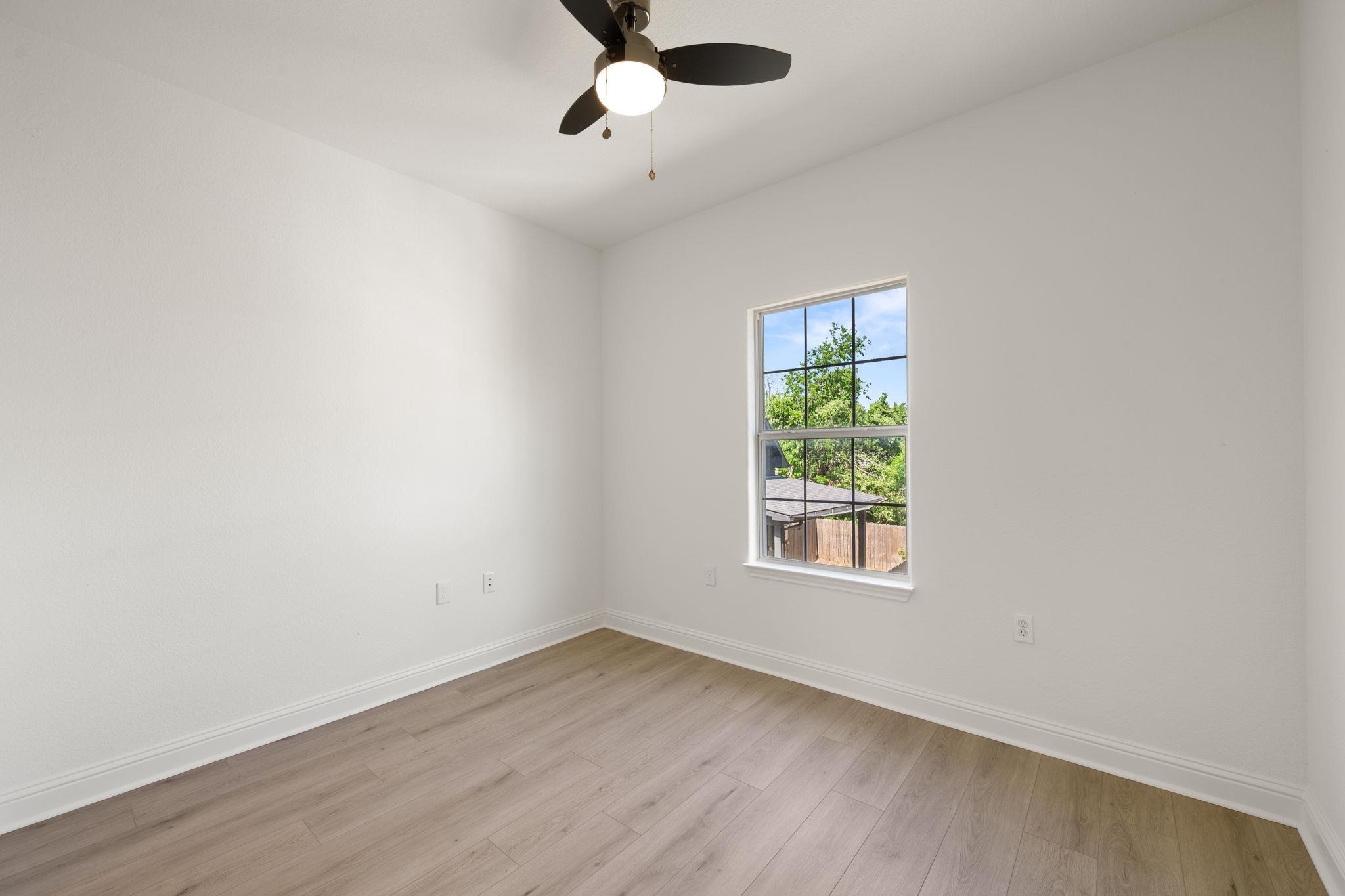 5408 Downs Dr, Austin, TX 78721