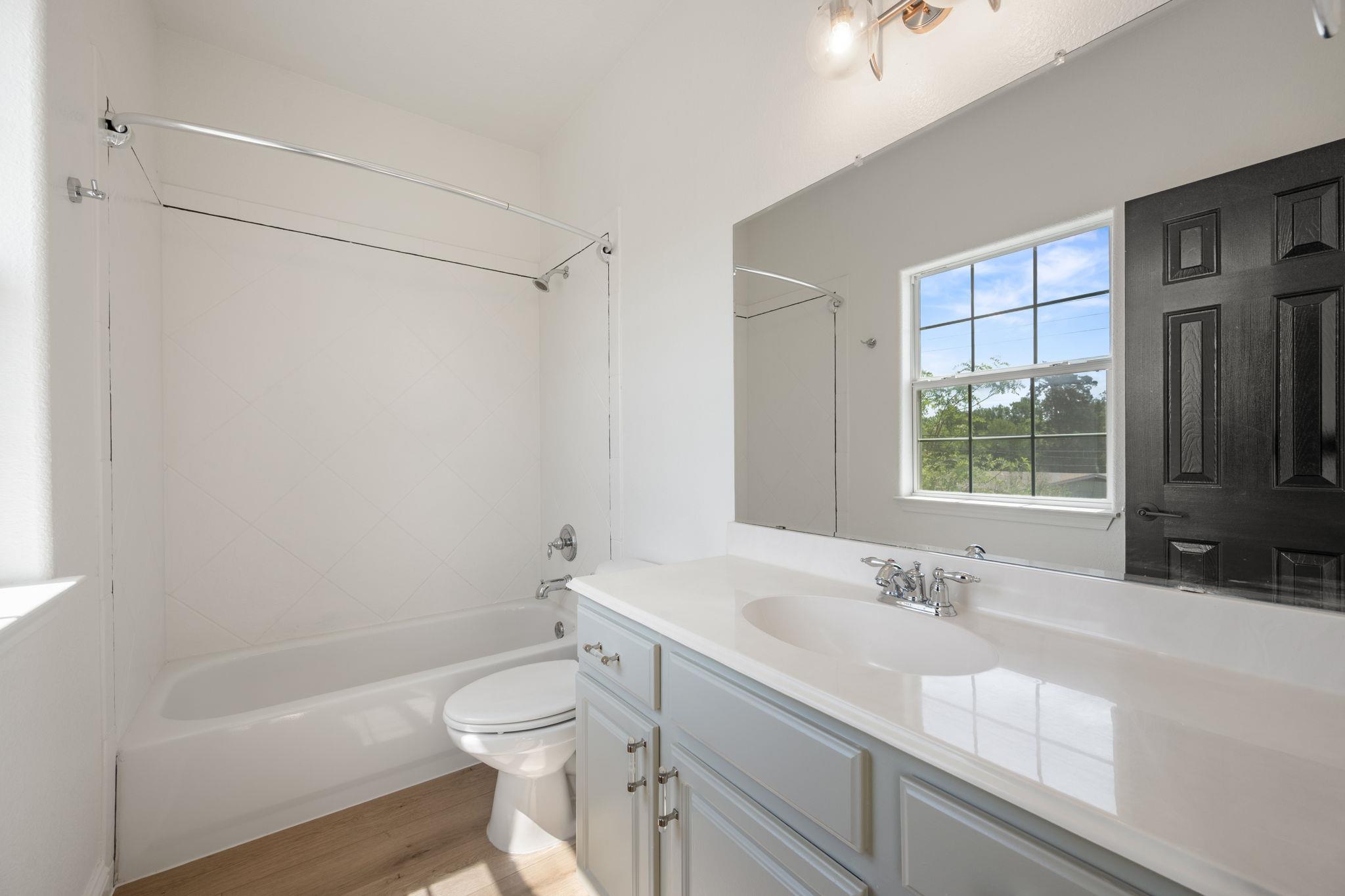 5408 Downs Dr, Austin, TX 78721