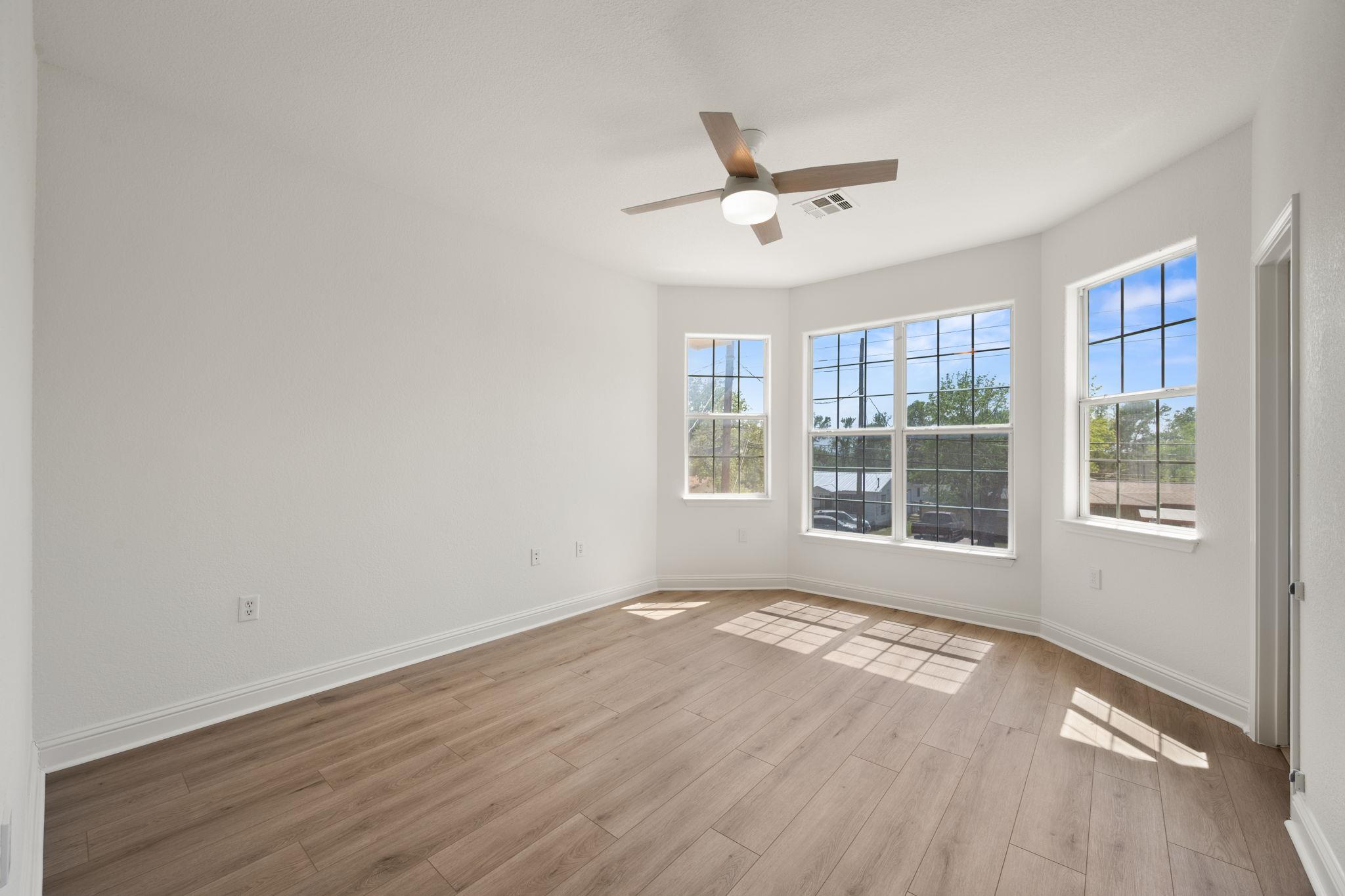 5408 Downs Dr, Austin, TX 78721