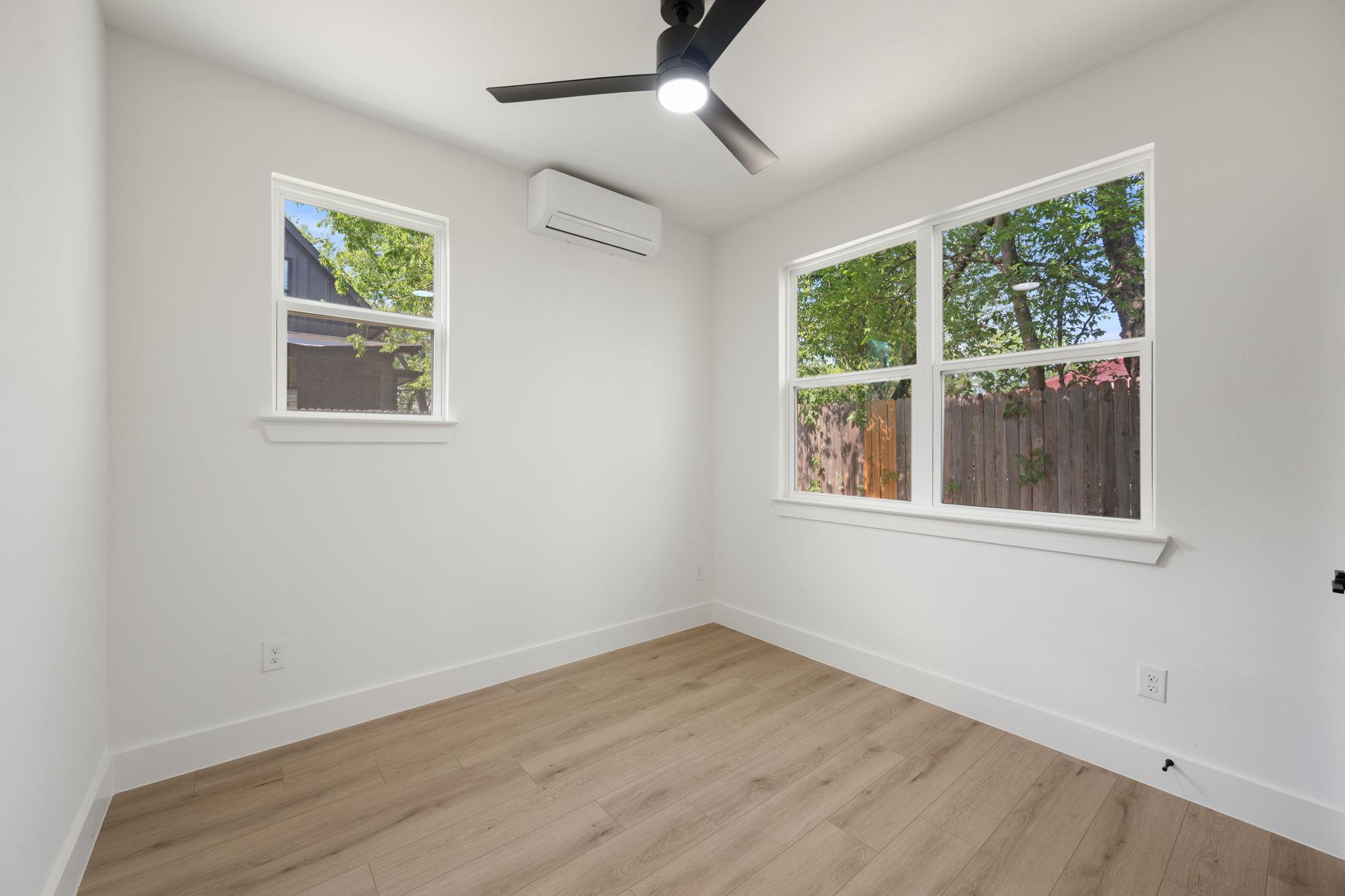 5408 Downs Dr, Austin, TX 78721