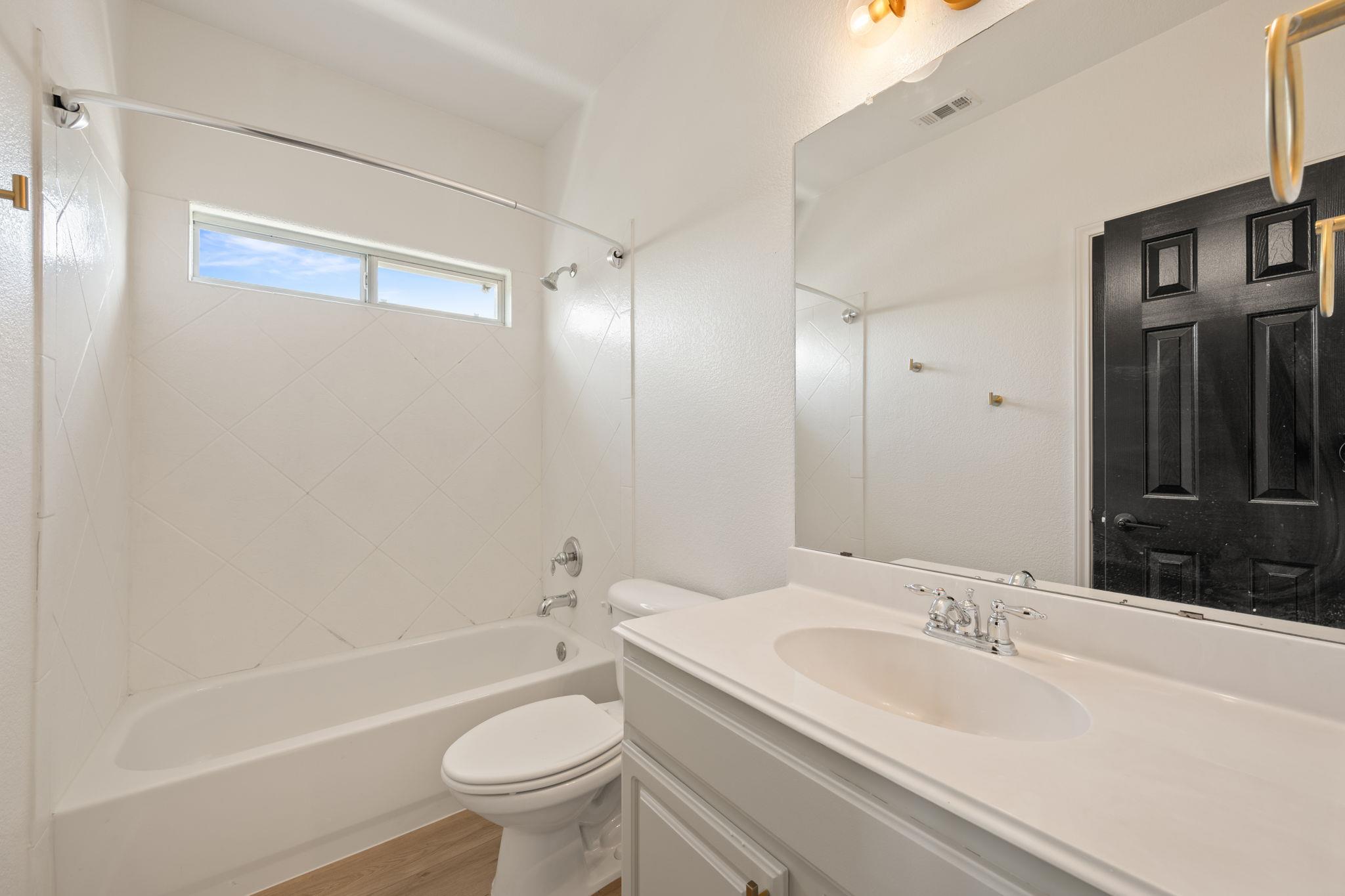 5408 Downs Dr, Austin, TX 78721