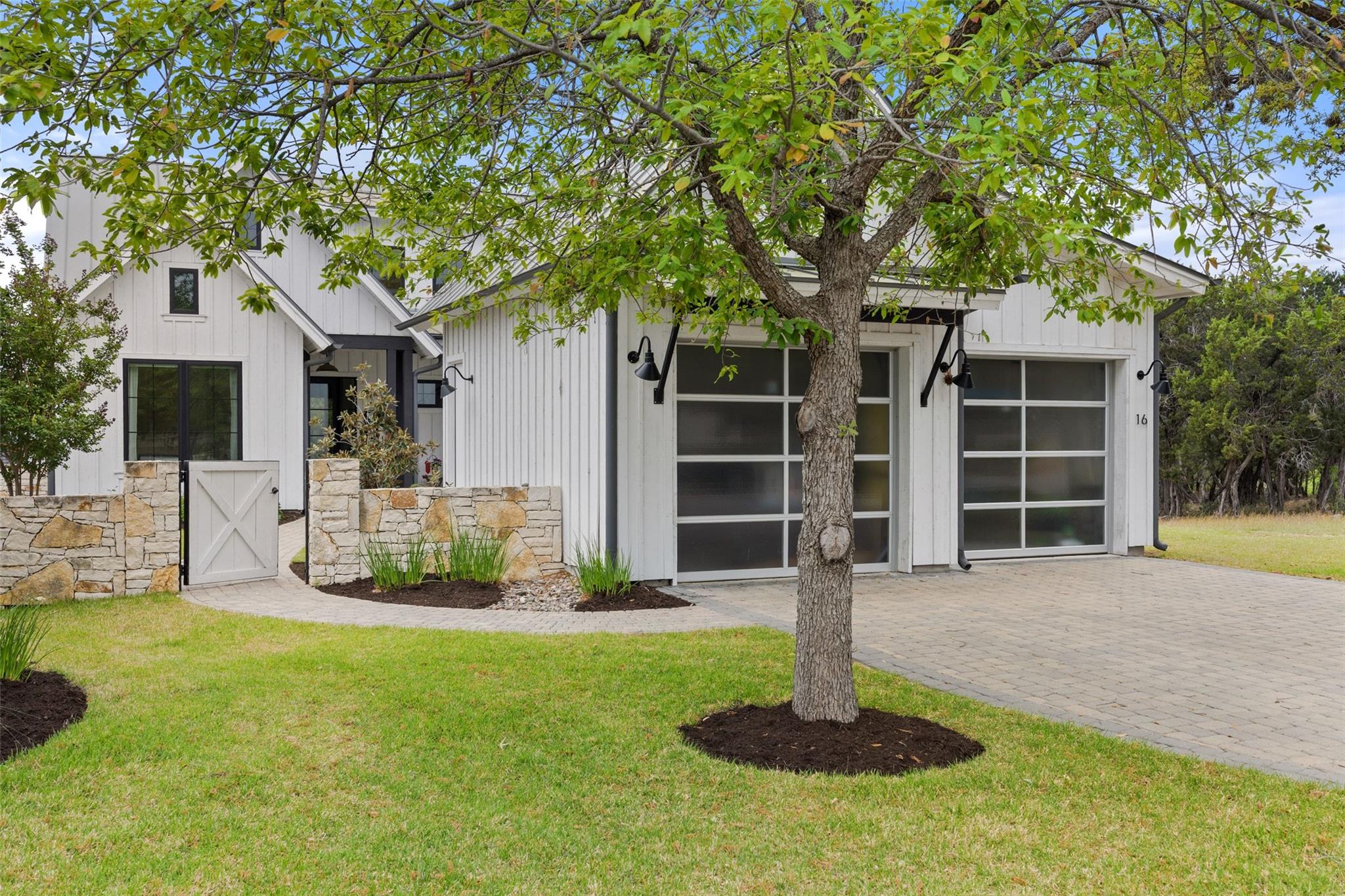 19601 Flying J Blvd # 16, Spicewood, TX 78669