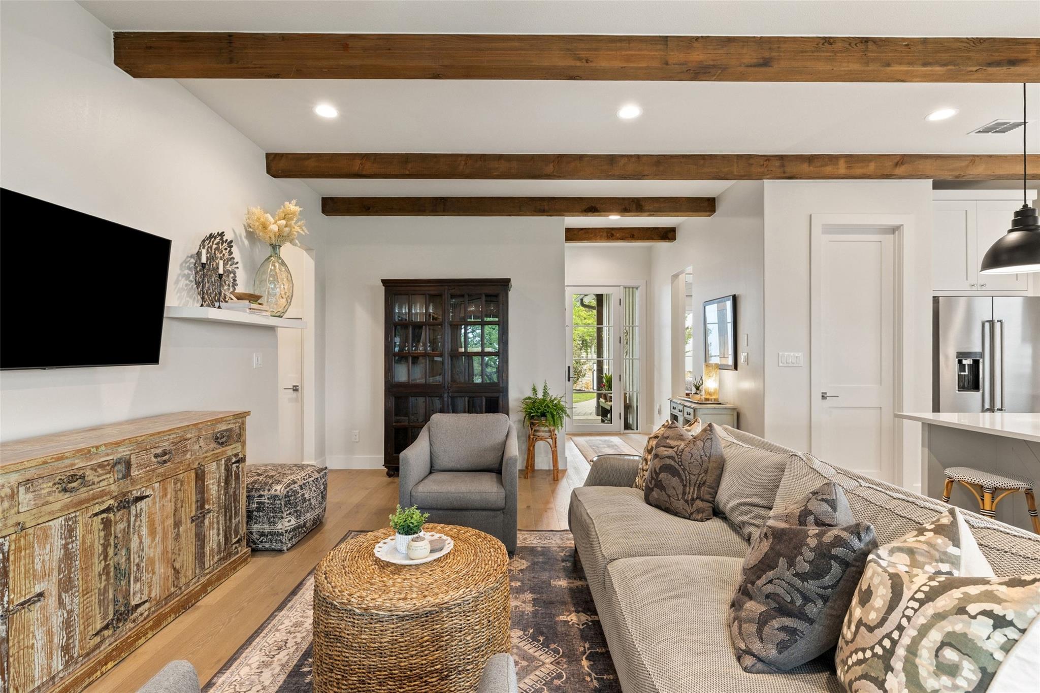 19601 Flying J Blvd # 16, Spicewood, TX 78669