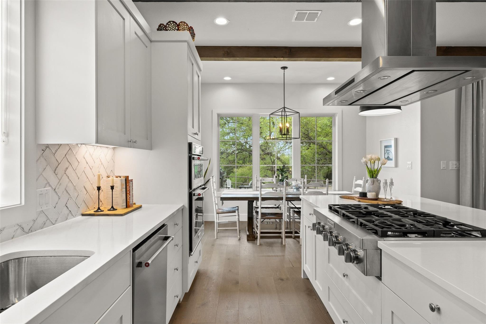 19601 Flying J Blvd # 16, Spicewood, TX 78669