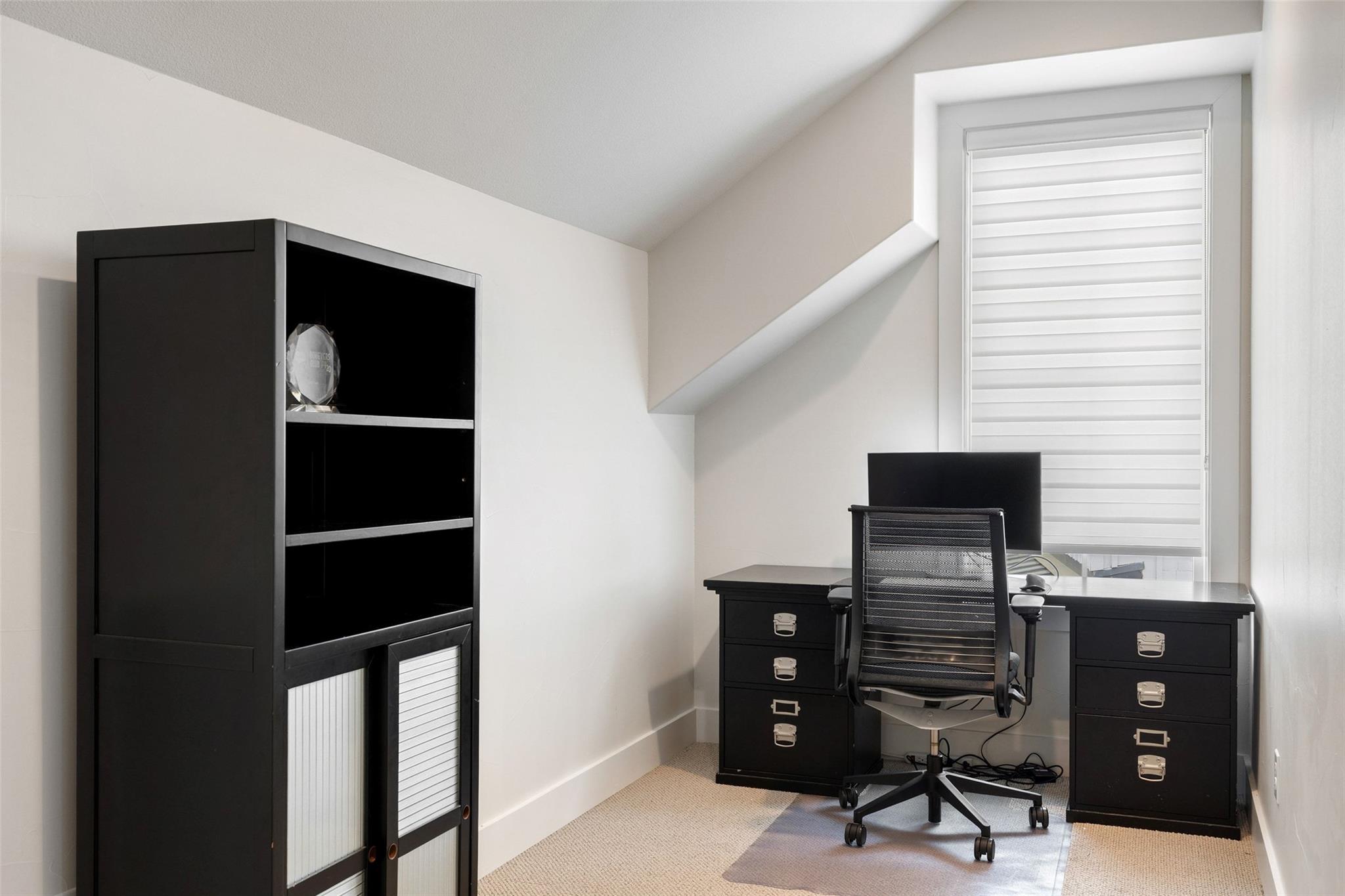 19601 Flying J Blvd # 16, Spicewood, TX 78669