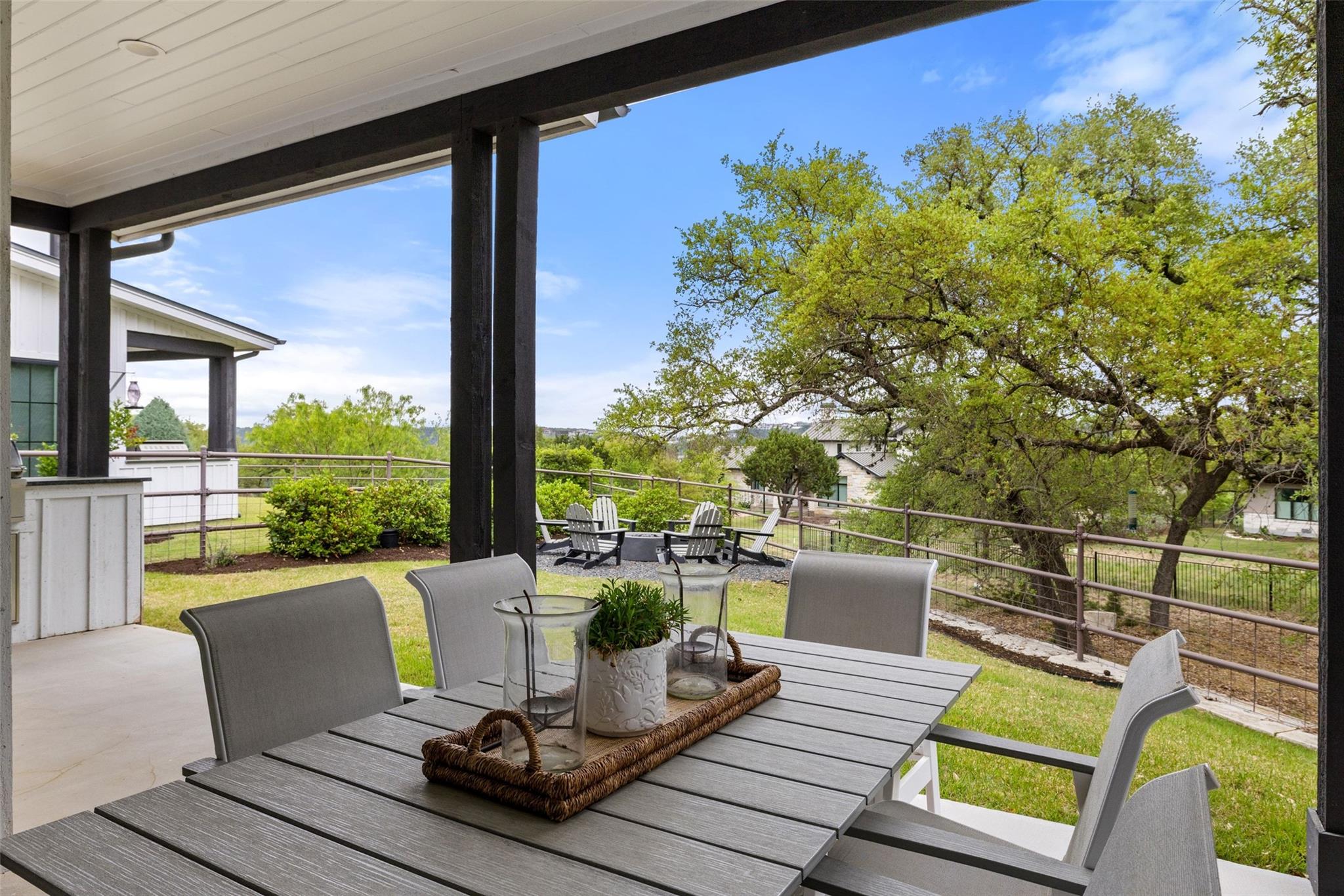 19601 Flying J Blvd # 16, Spicewood, TX 78669