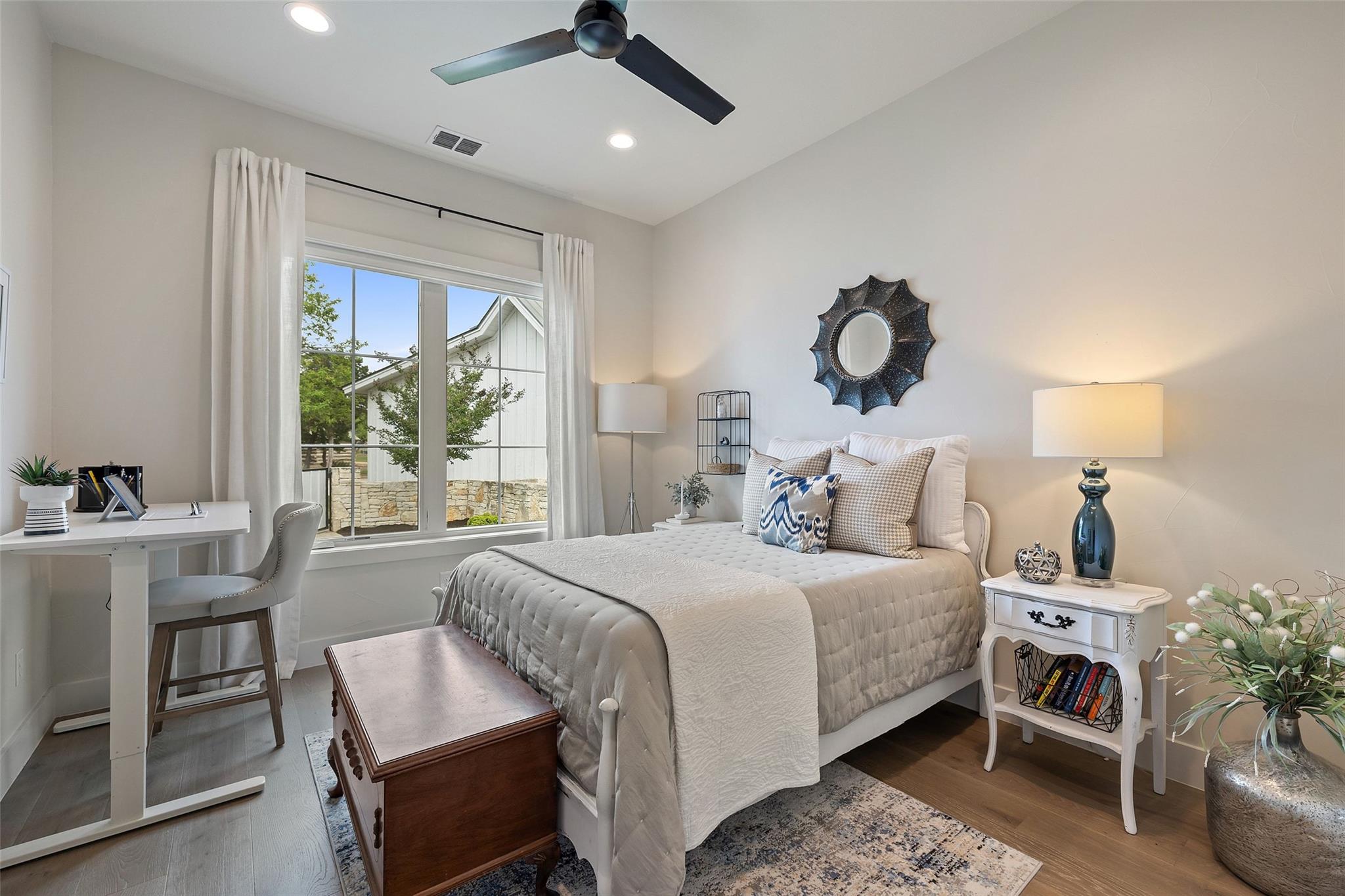 19601 Flying J Blvd # 16, Spicewood, TX 78669