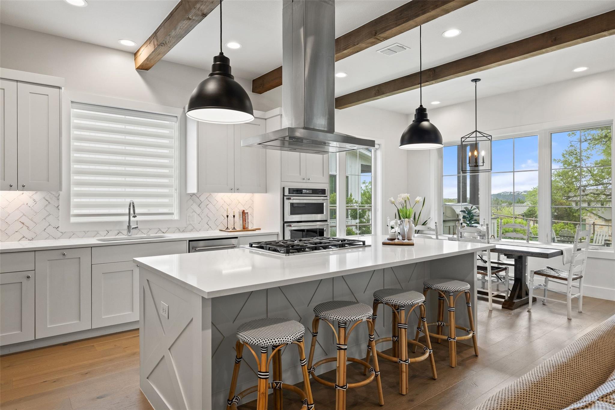 19601 Flying J Blvd # 16, Spicewood, TX 78669