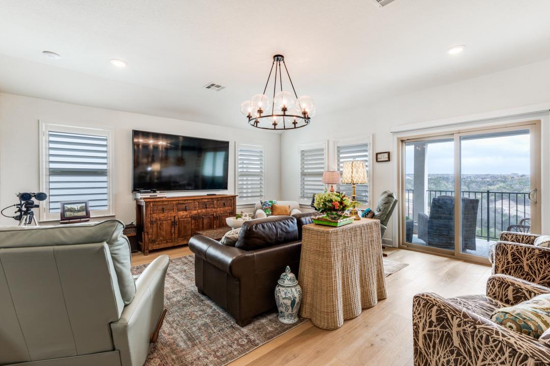 2540 Costa Del Sol Dr # 46, Leander, TX 78641