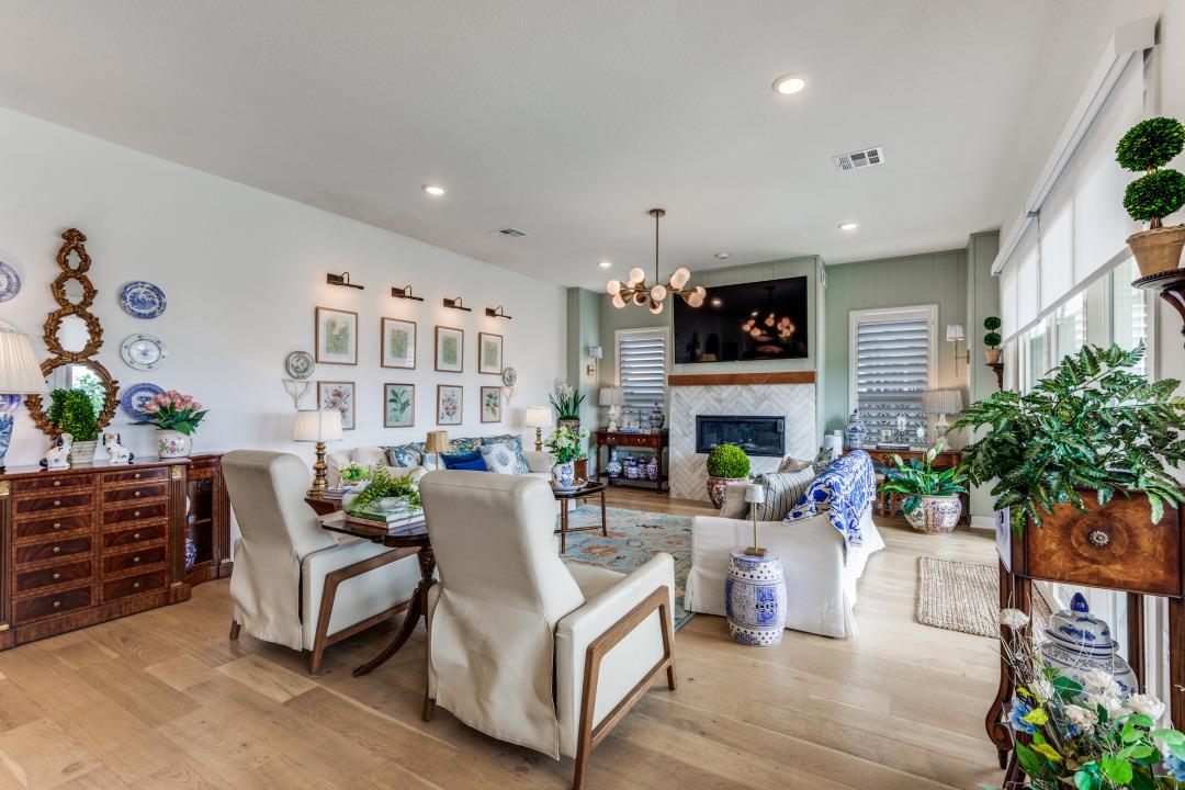 2540 Costa Del Sol Dr # 46, Leander, TX 78641