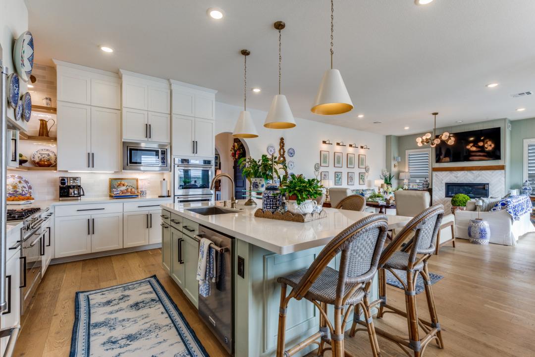 2540 Costa Del Sol Dr # 46, Leander, TX 78641