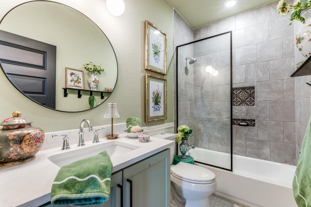 2540 Costa Del Sol Dr # 46, Leander, TX 78641