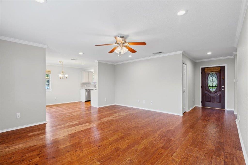 710 Cottonwood Dr, Burnet, TX 78611