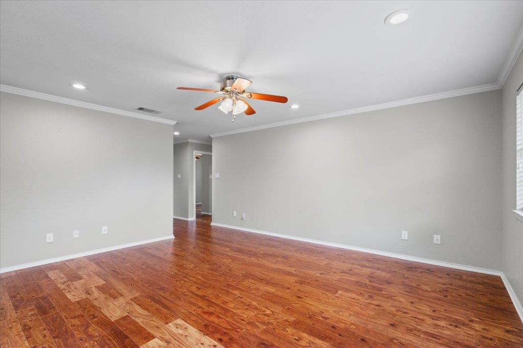 710 Cottonwood Dr, Burnet, TX 78611