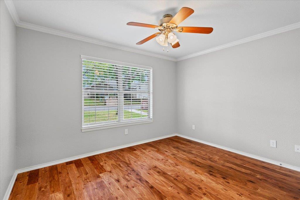 710 Cottonwood Dr, Burnet, TX 78611