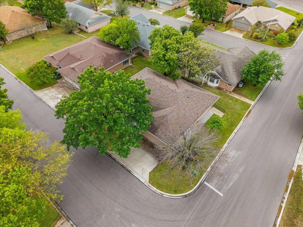 710 Cottonwood Dr, Burnet, TX 78611