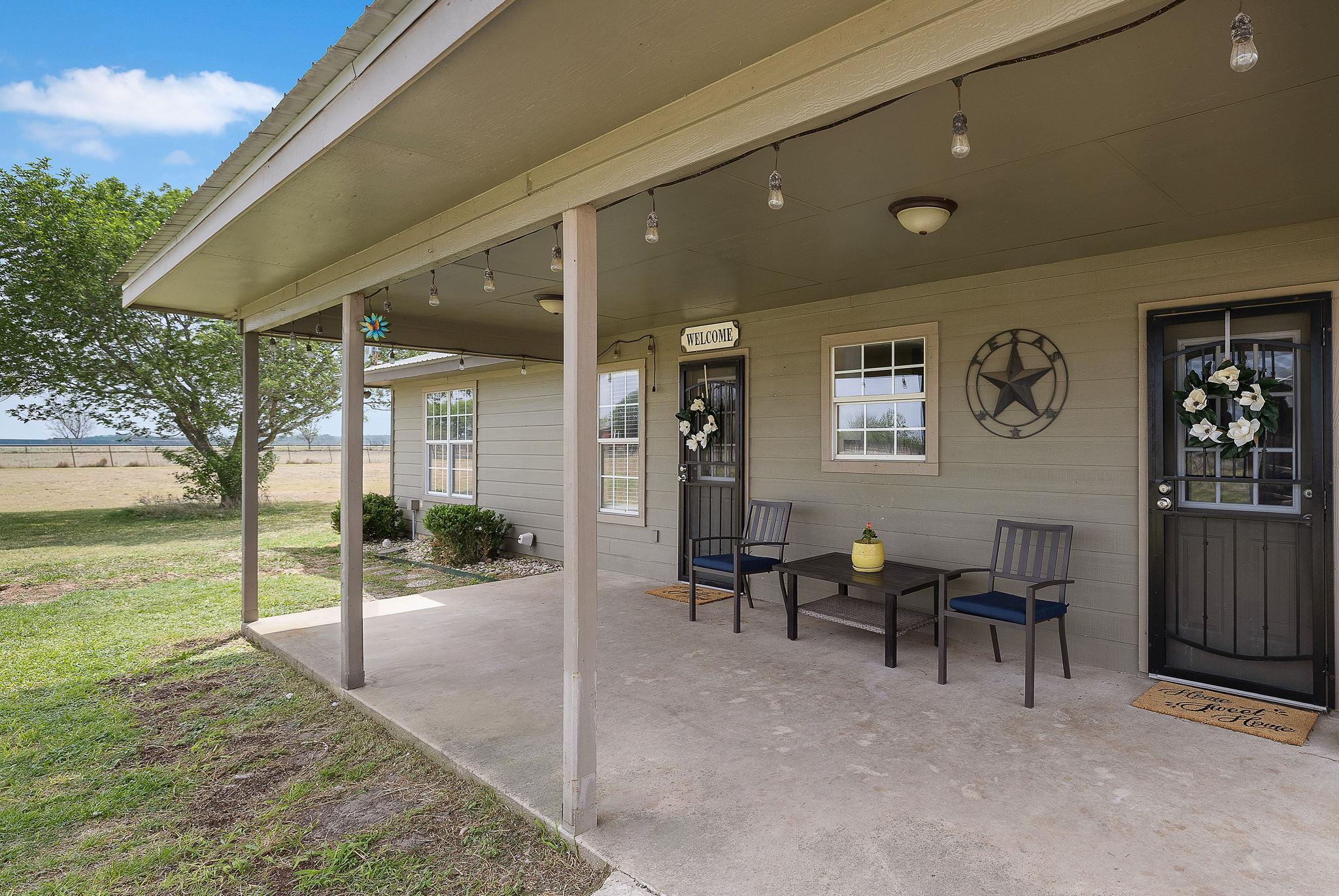 851 County Road 454 Rd, Taylor, TX 76574