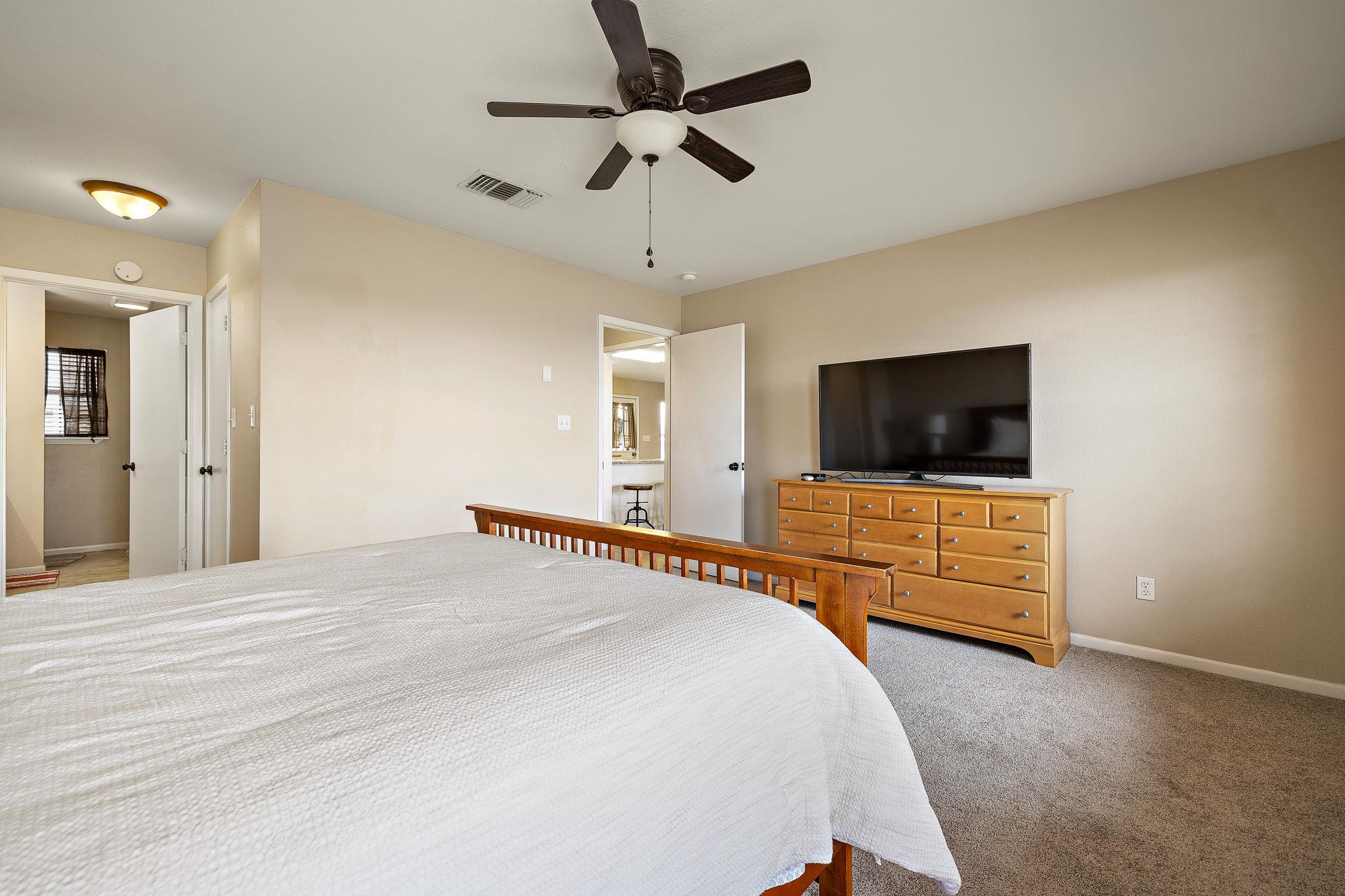 851 County Road 454 Rd, Taylor, TX 76574