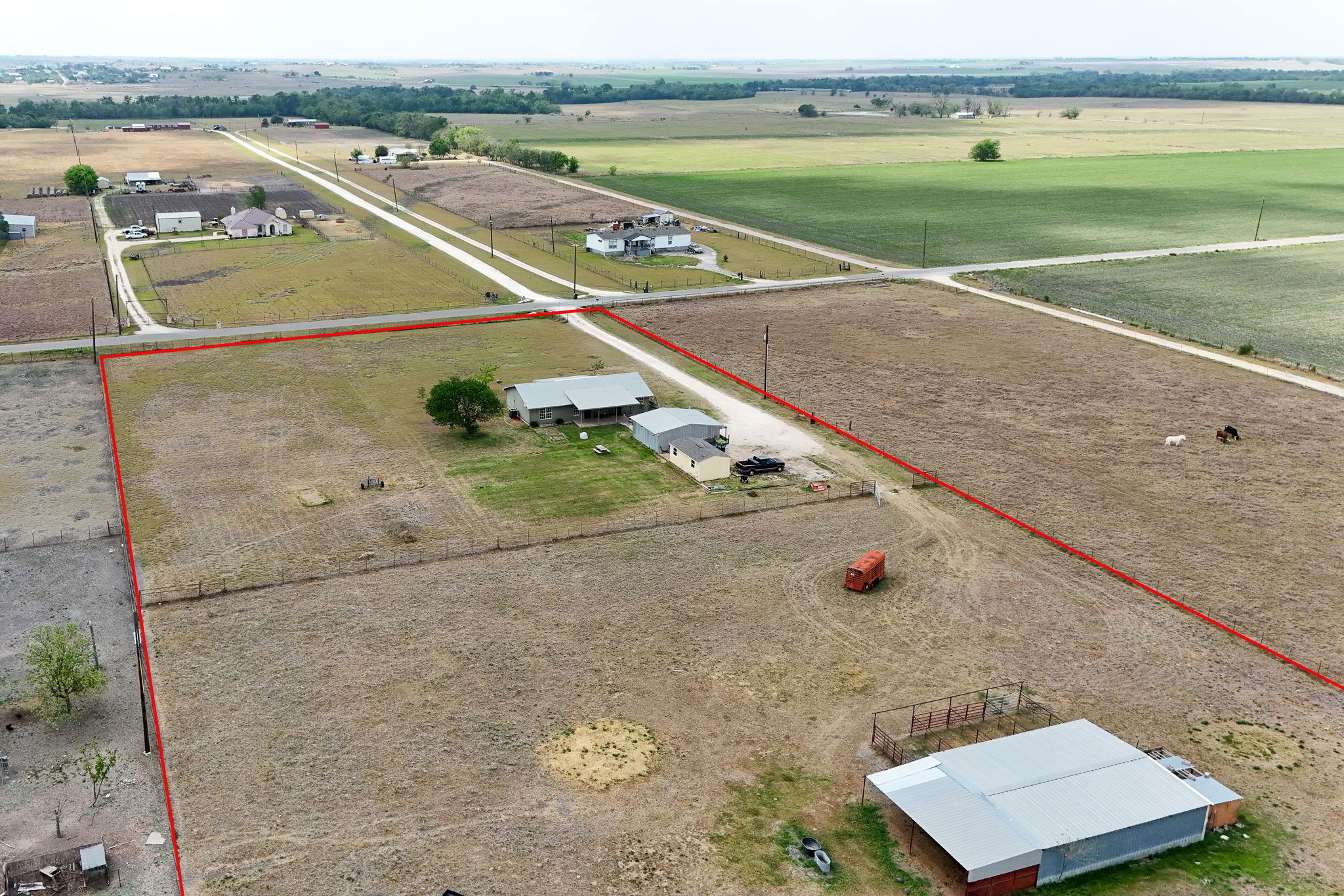 851 County Road 454 Rd, Taylor, TX 76574