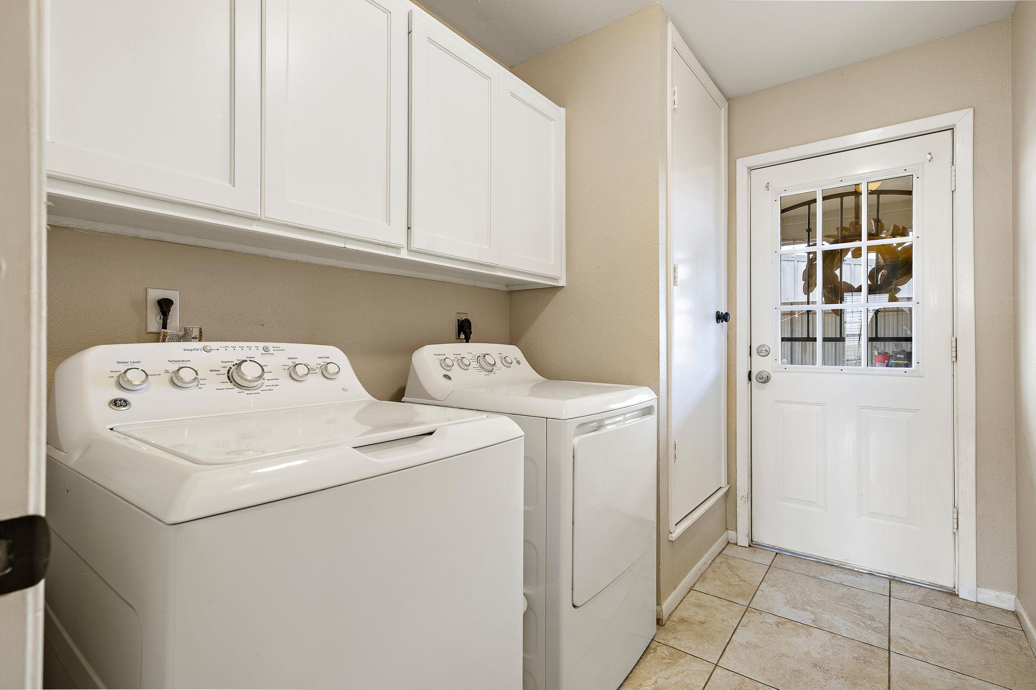 851 County Road 454 Rd, Taylor, TX 76574