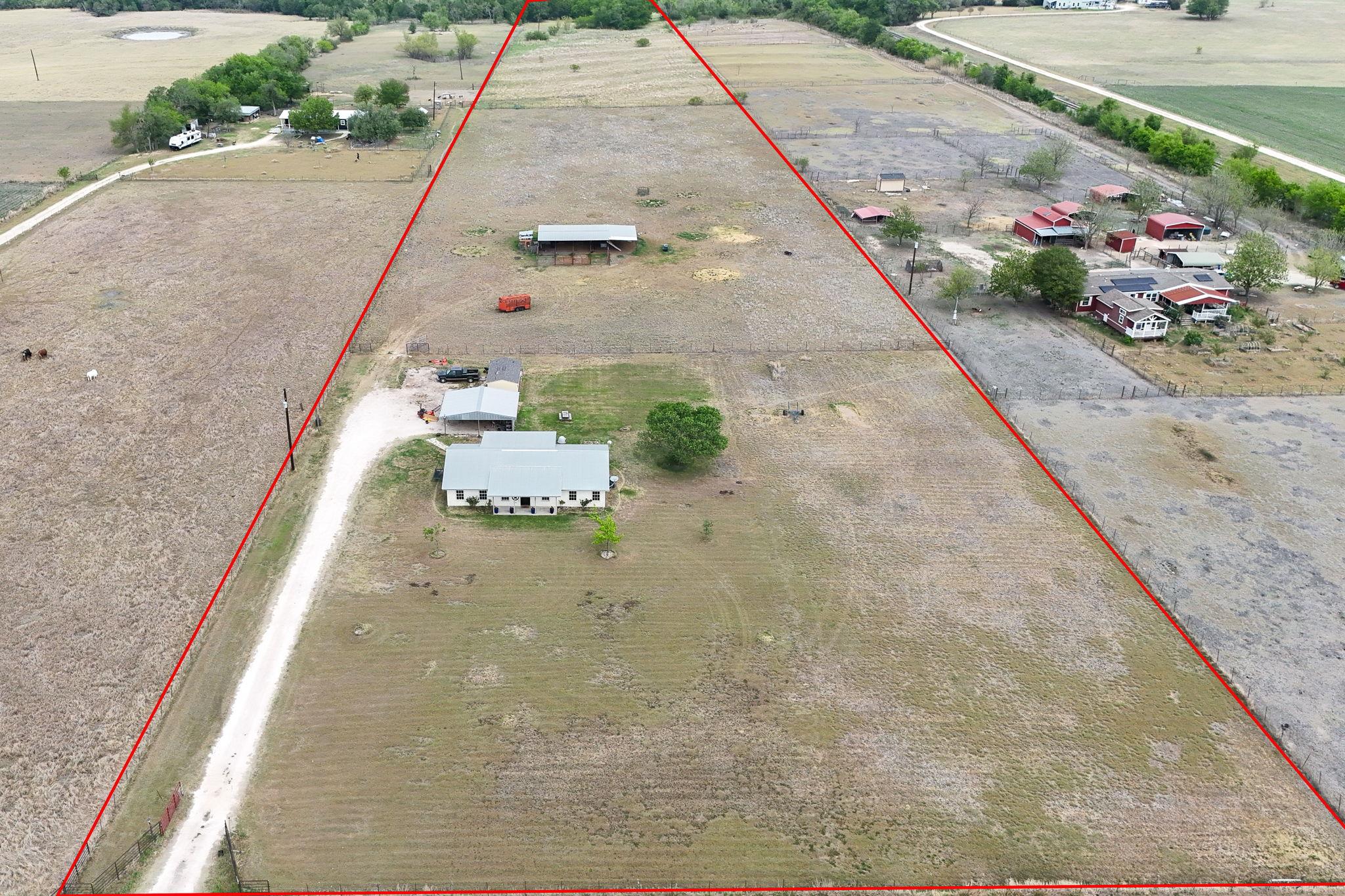 851 County Road 454 Rd, Taylor, TX 76574