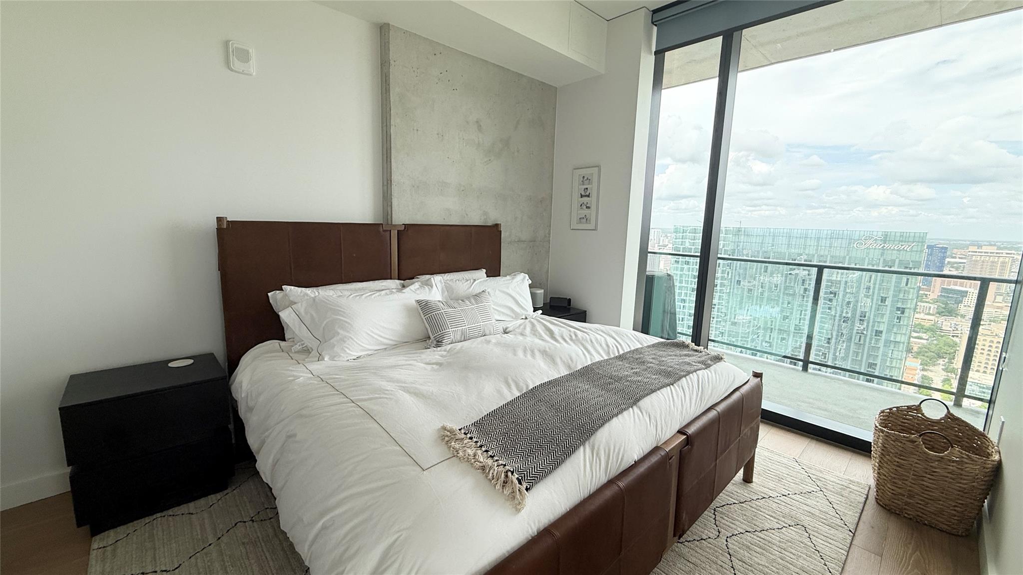 610 Davis St # 4007, Austin, TX 78701