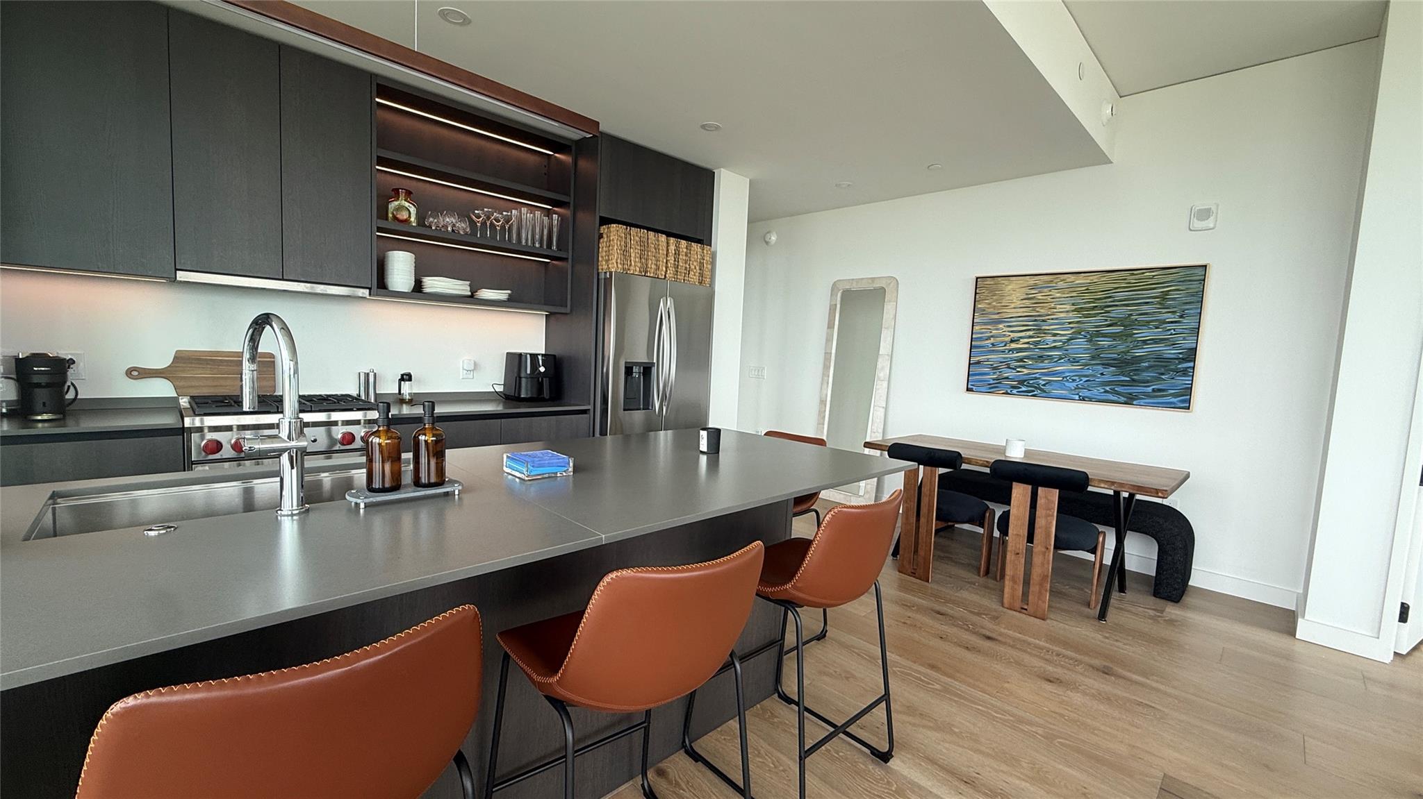 610 Davis St # 4007, Austin, TX 78701