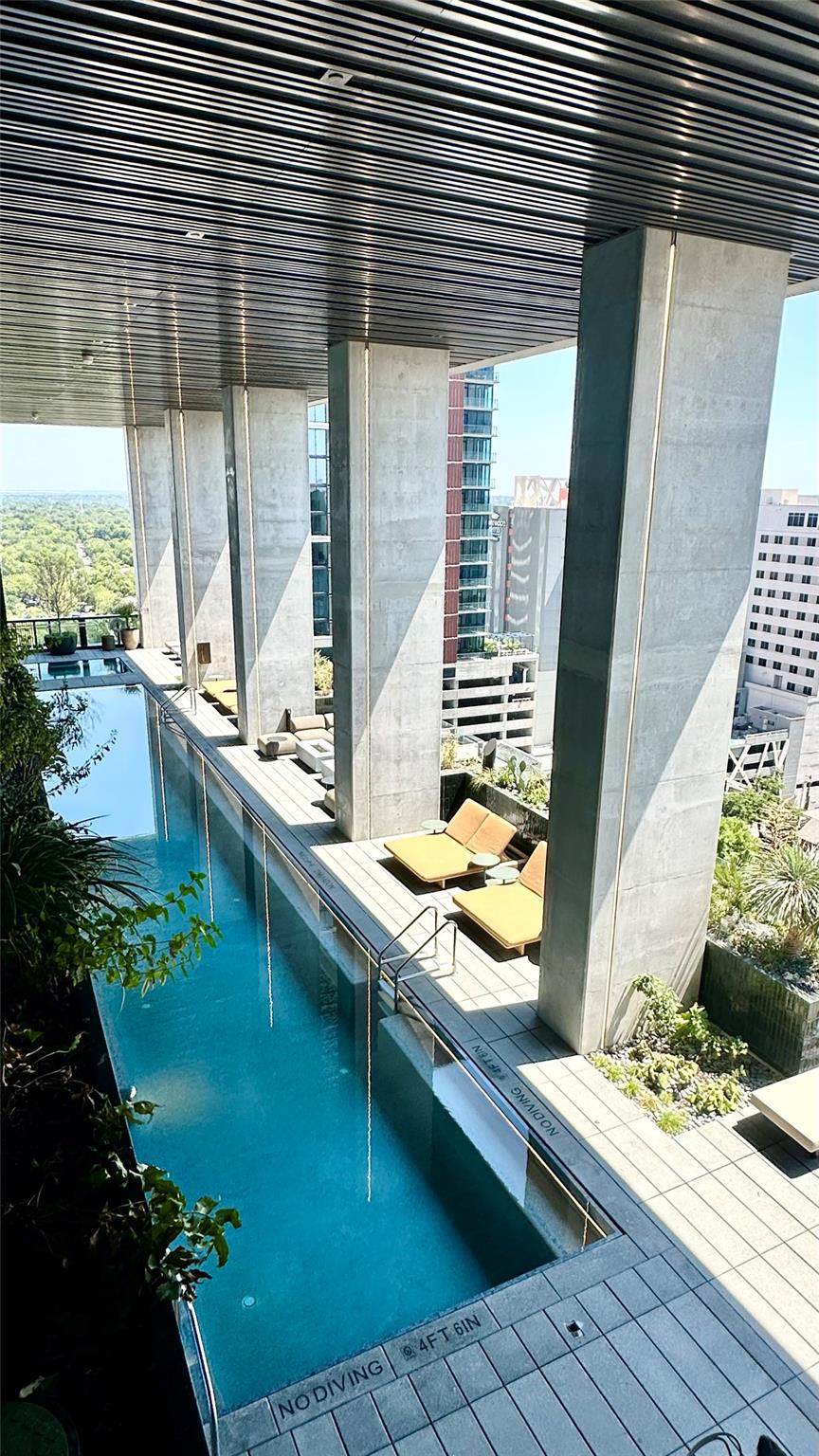 610 Davis St # 4007, Austin, TX 78701