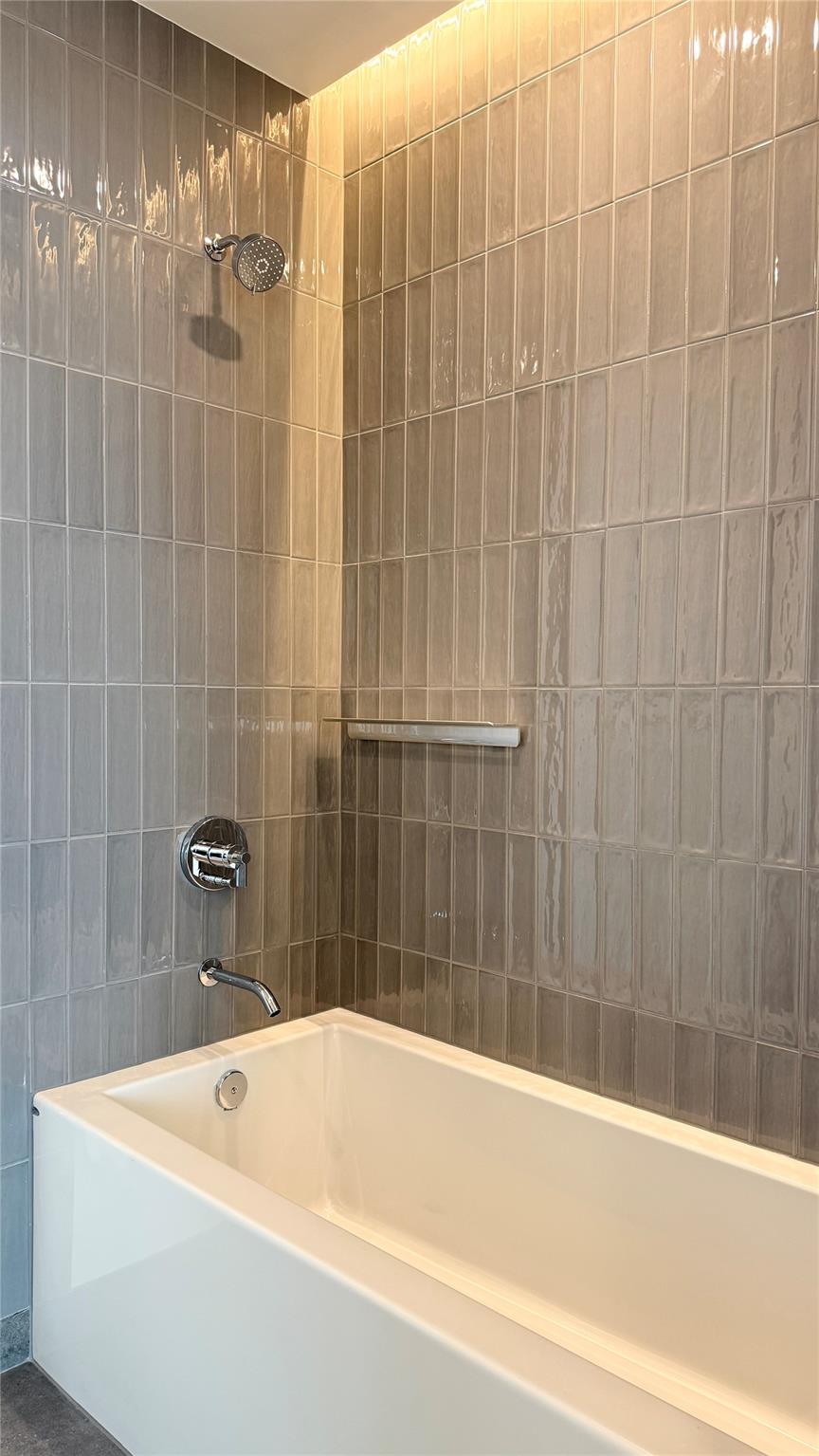 610 Davis St # 4007, Austin, TX 78701