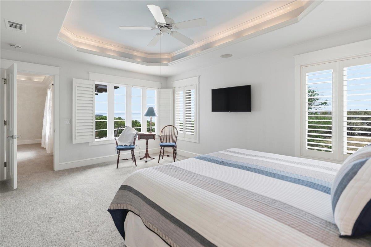 829 Kings Point Dr, Canyon Lake, TX 78133