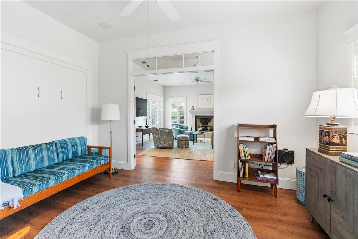 829 Kings Point Dr, Canyon Lake, TX 78133