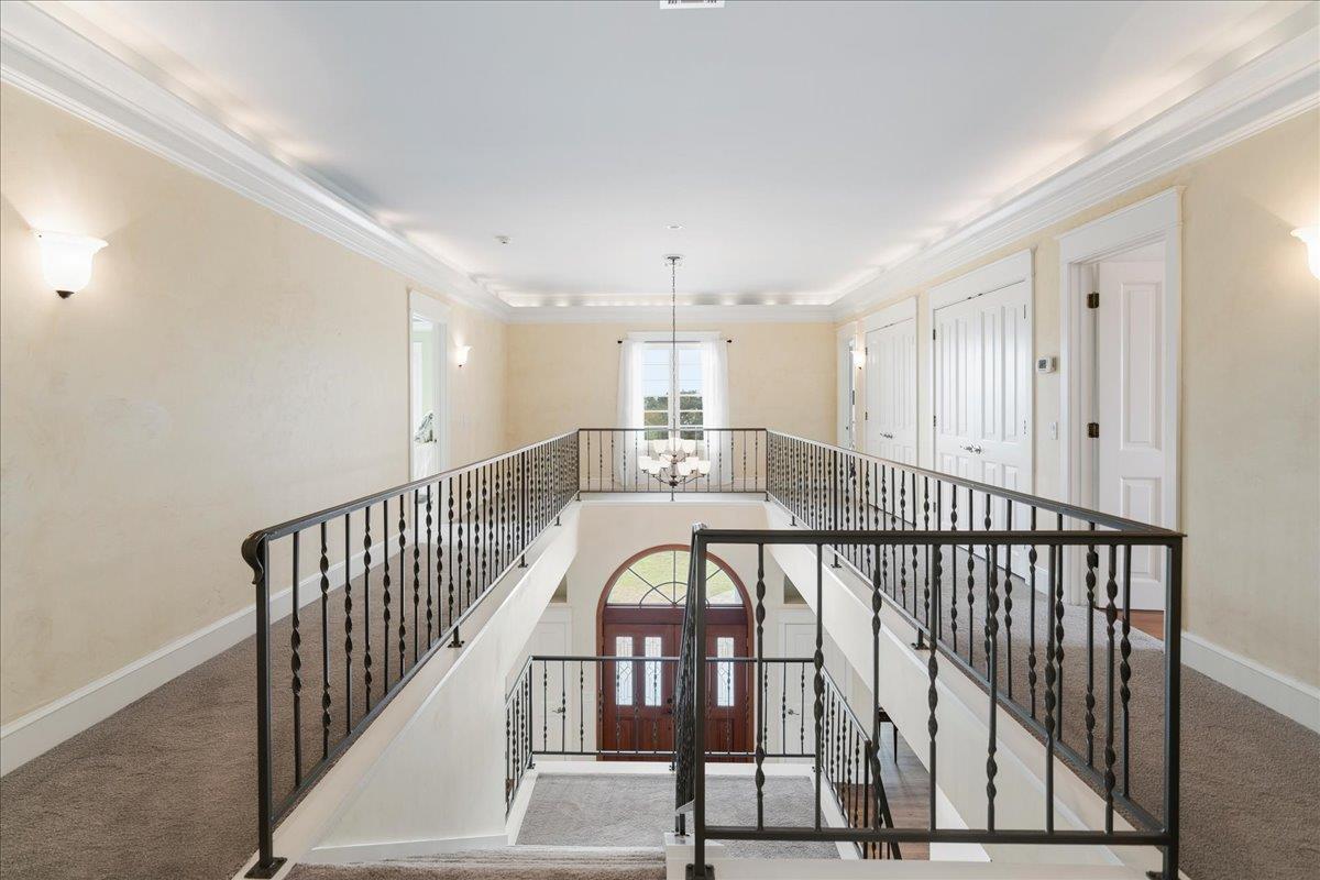 829 Kings Point Dr, Canyon Lake, TX 78133