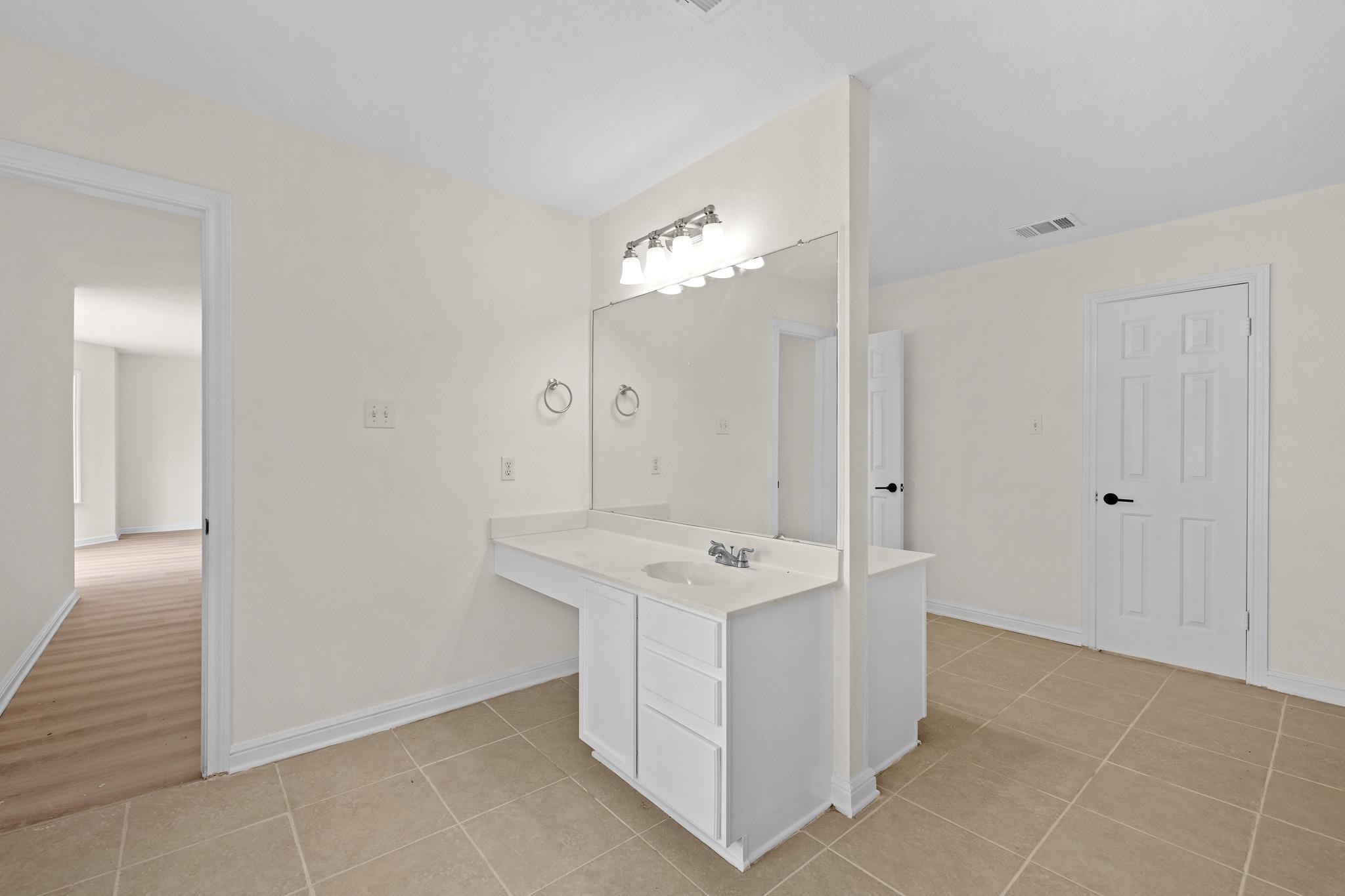 1181 Forest Bluff Trl, Round Rock, TX 78665