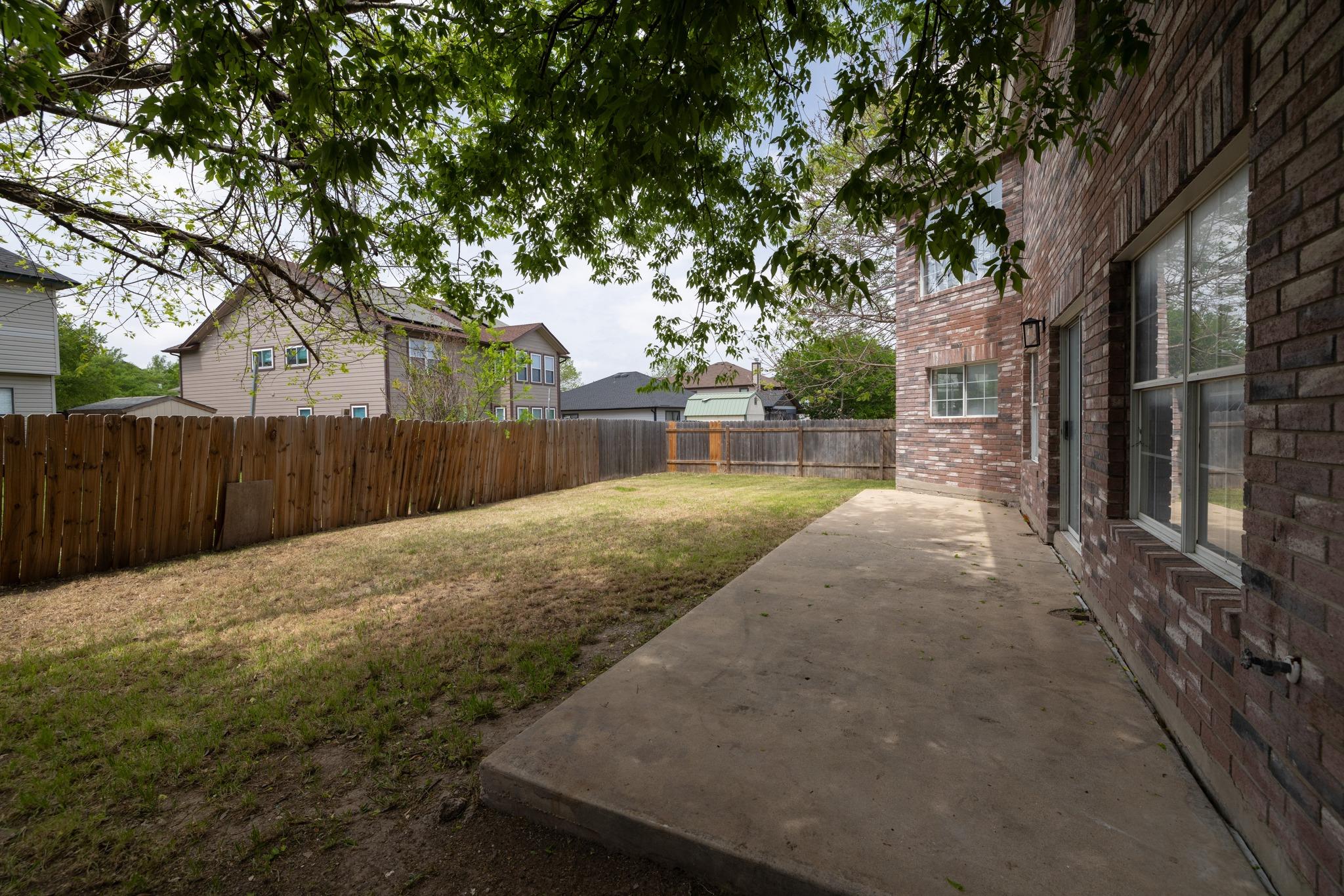 1181 Forest Bluff Trl, Round Rock, TX 78665