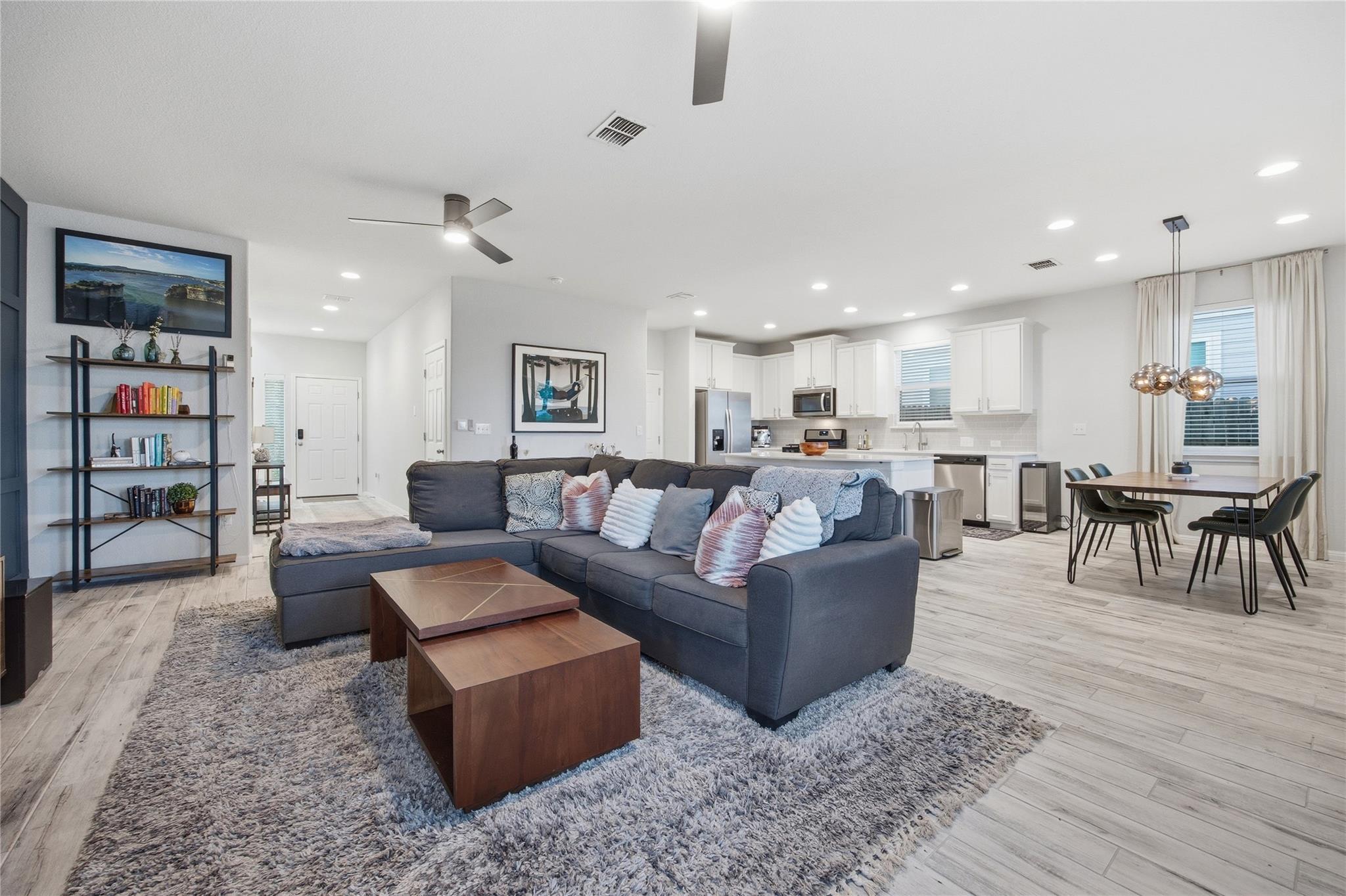 6402 Moncrieff Dr, Austin, TX 78747