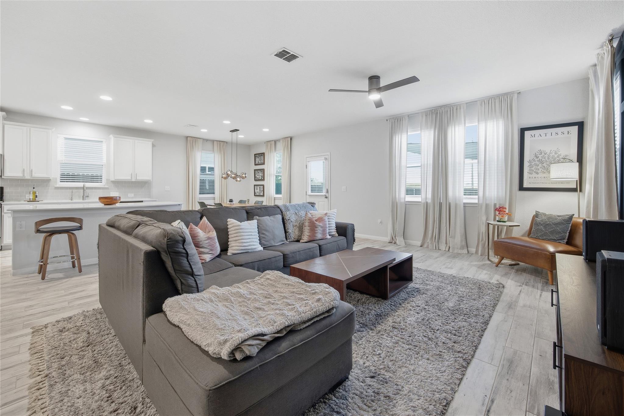 6402 Moncrieff Dr, Austin, TX 78747