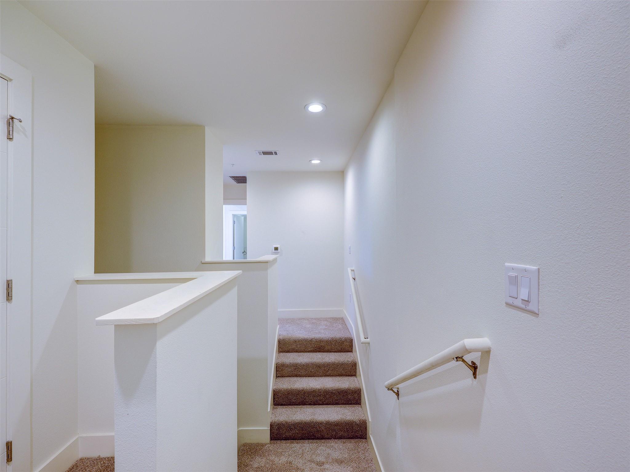 604 N Bluff Dr # 151, Austin, TX 78745