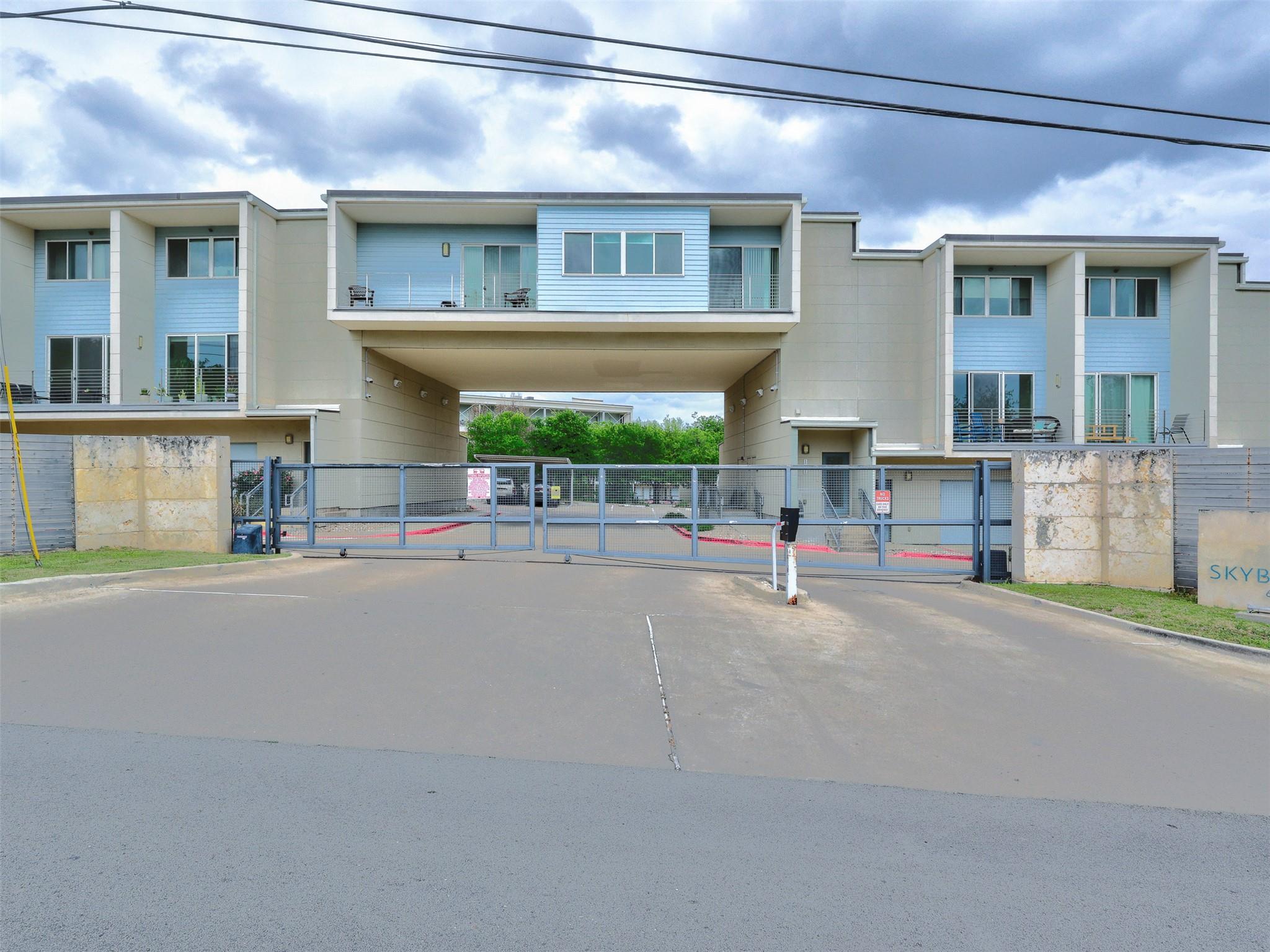 604 N Bluff Dr # 151, Austin, TX 78745